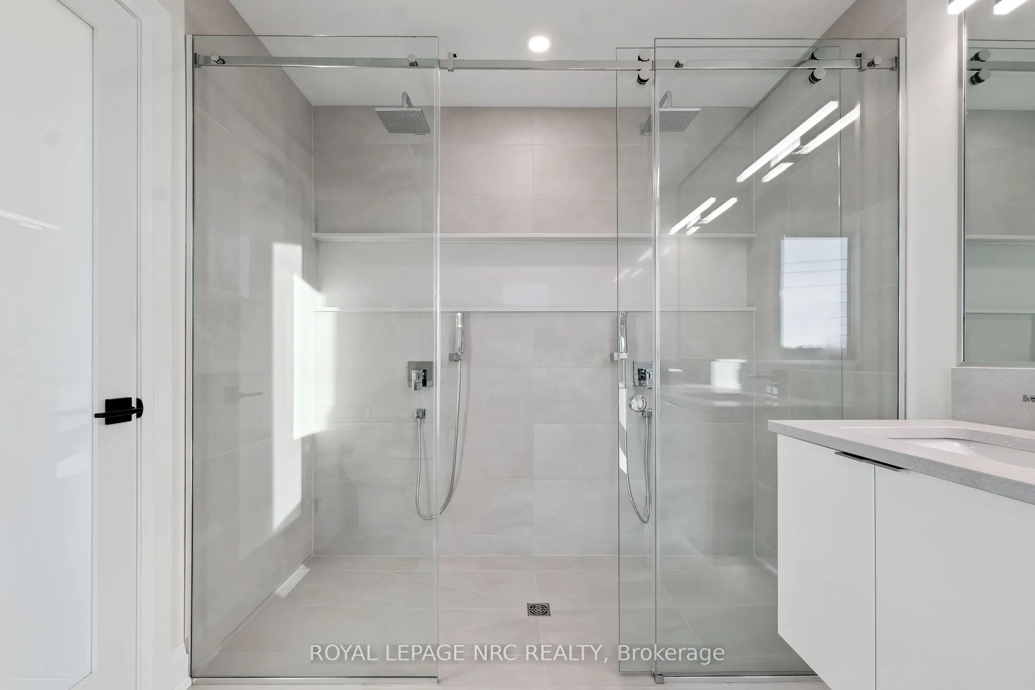 153 E Port Robinson Road, #10