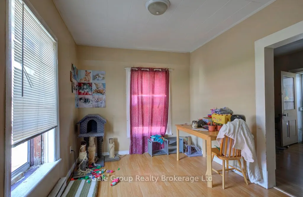 132 TILLSON Avenue