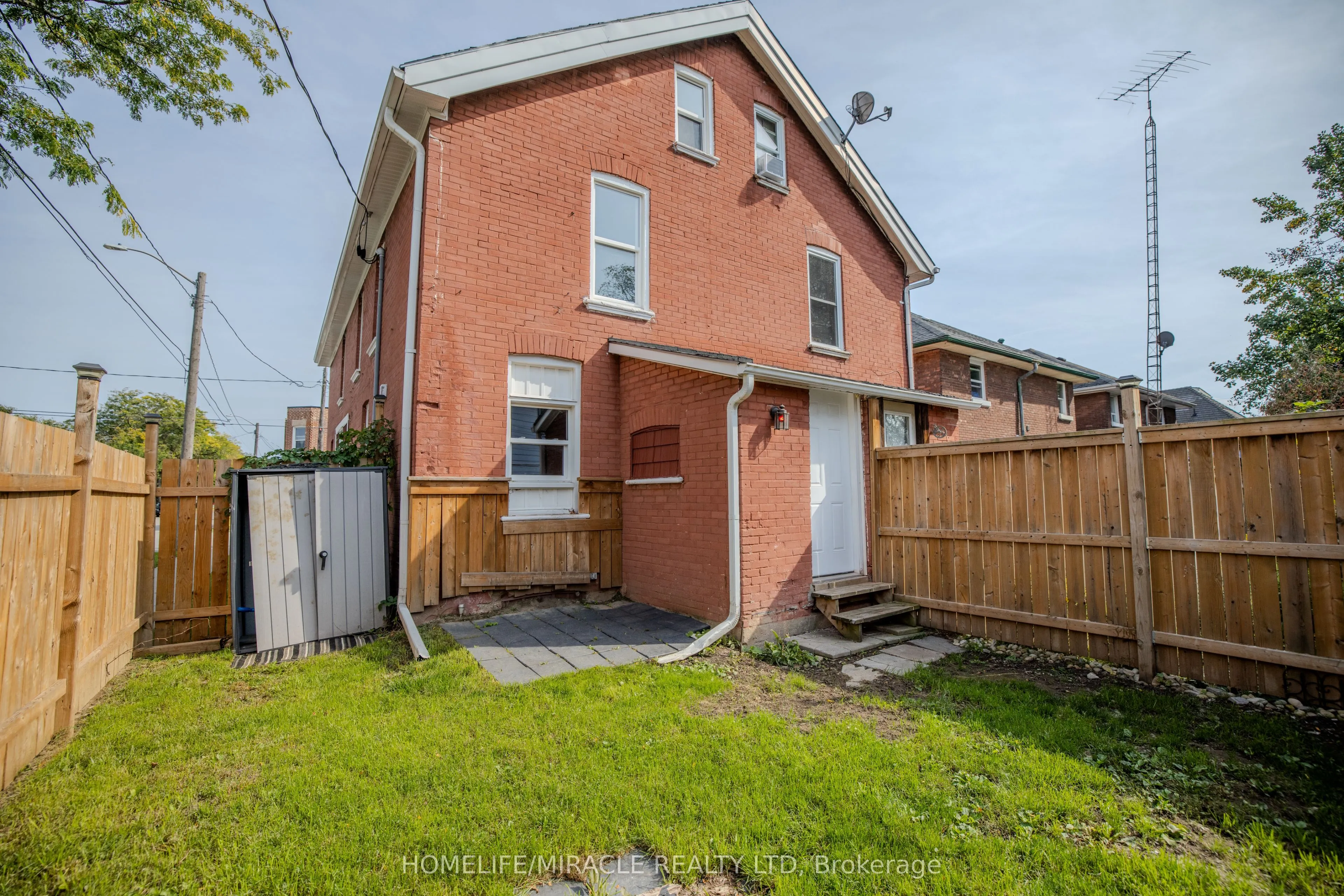 139 Superior Street