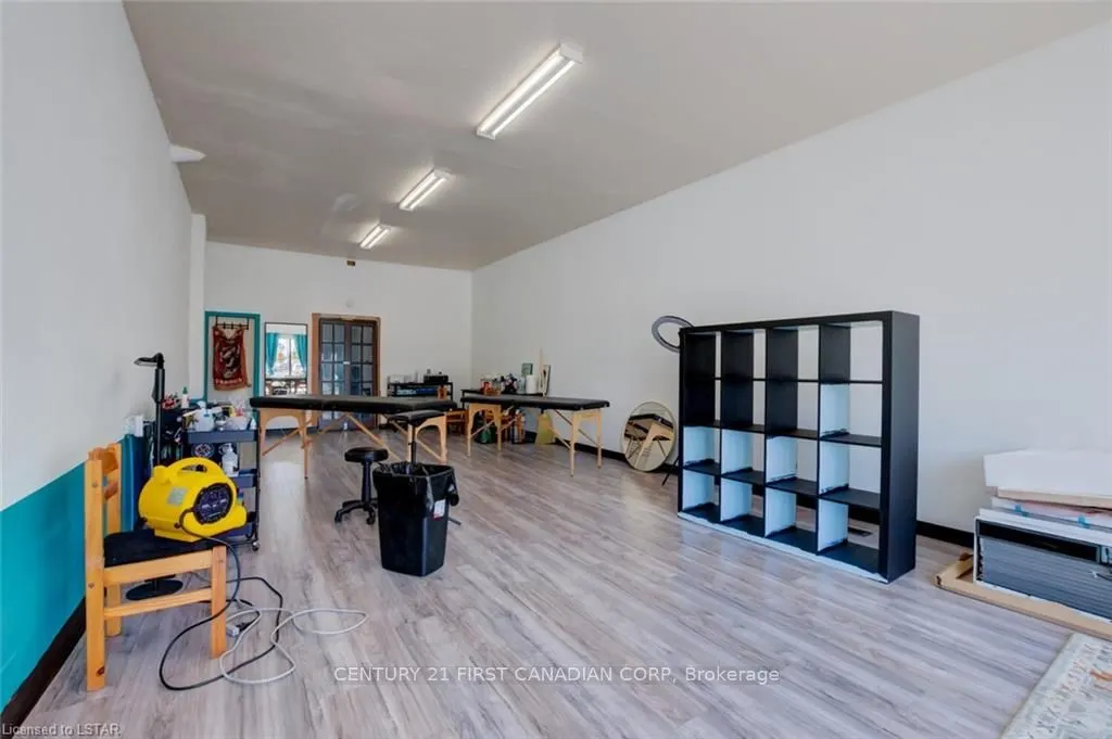 1066 Dundas Street E