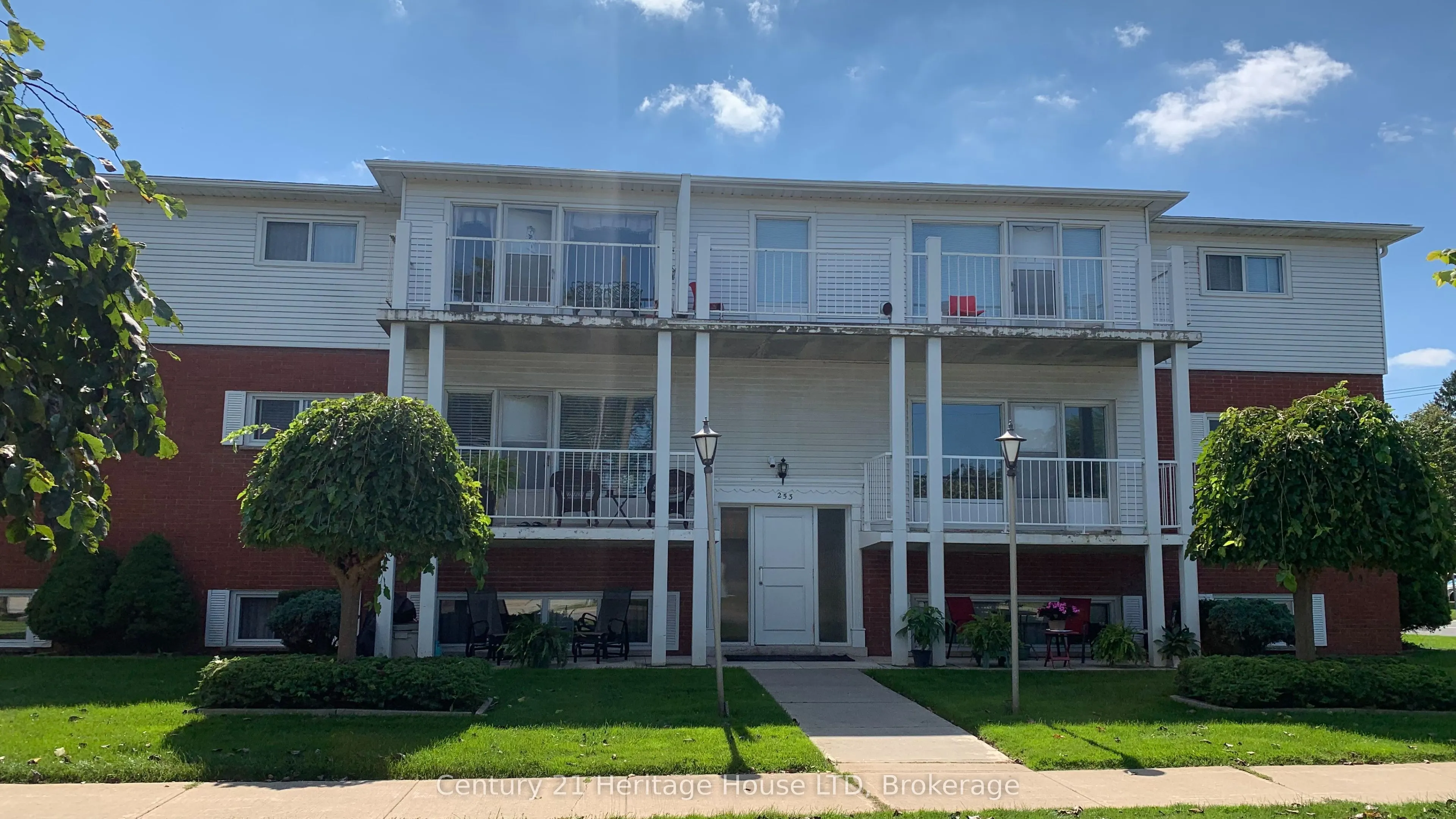 253 Fitch Street #203