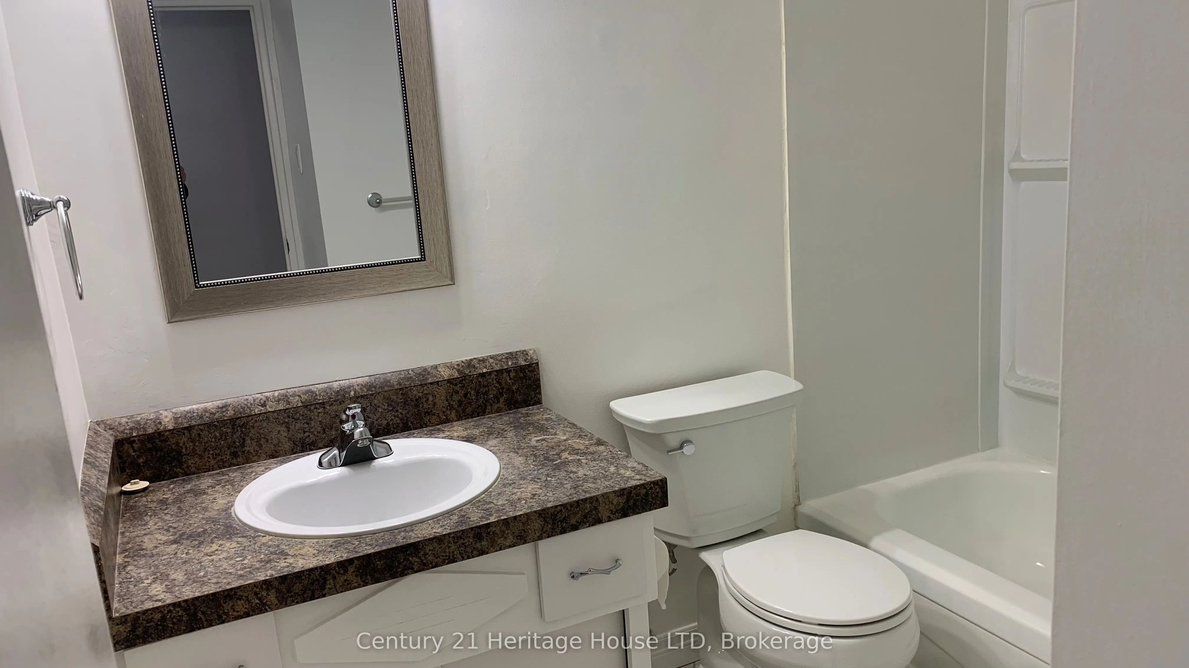 253 Fitch Street #203