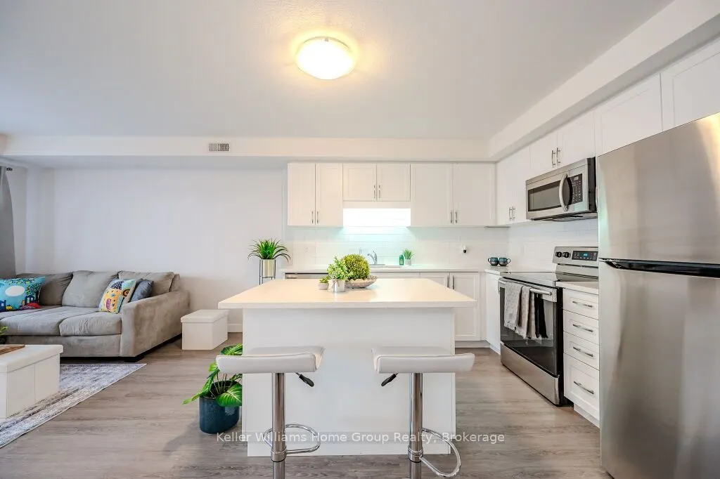 166 Rochefort Street, #E
