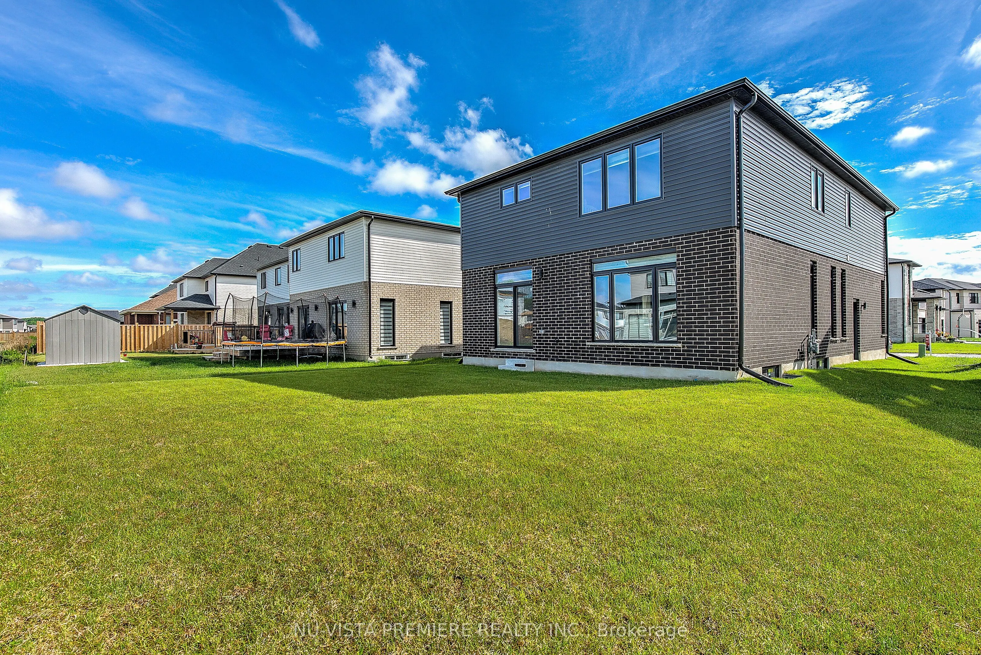 1464 Medway Park Drive