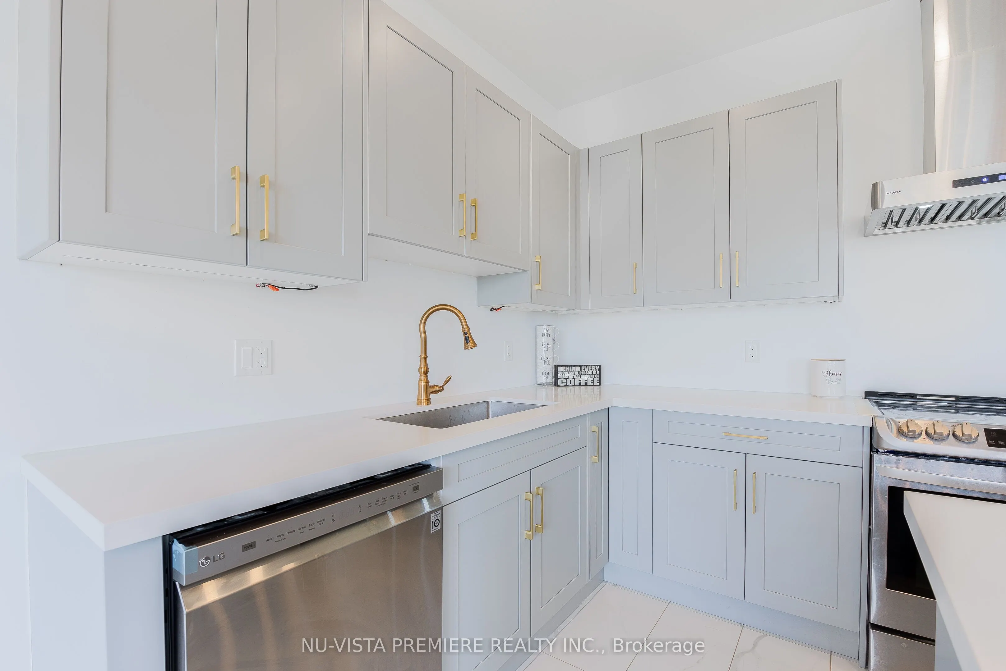 1464 Medway Park Drive