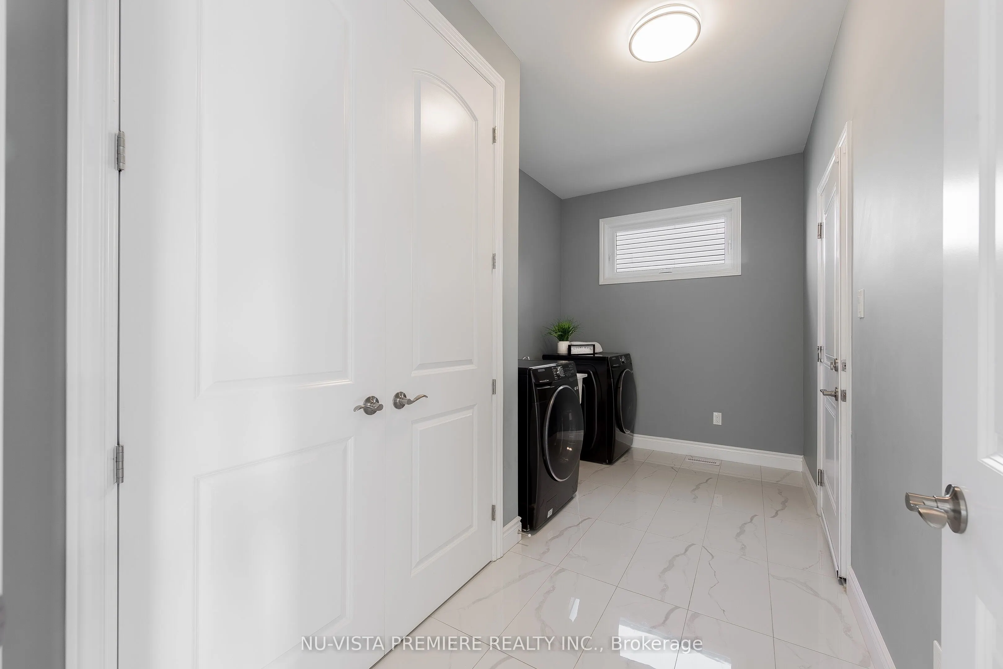 1464 Medway Park Drive