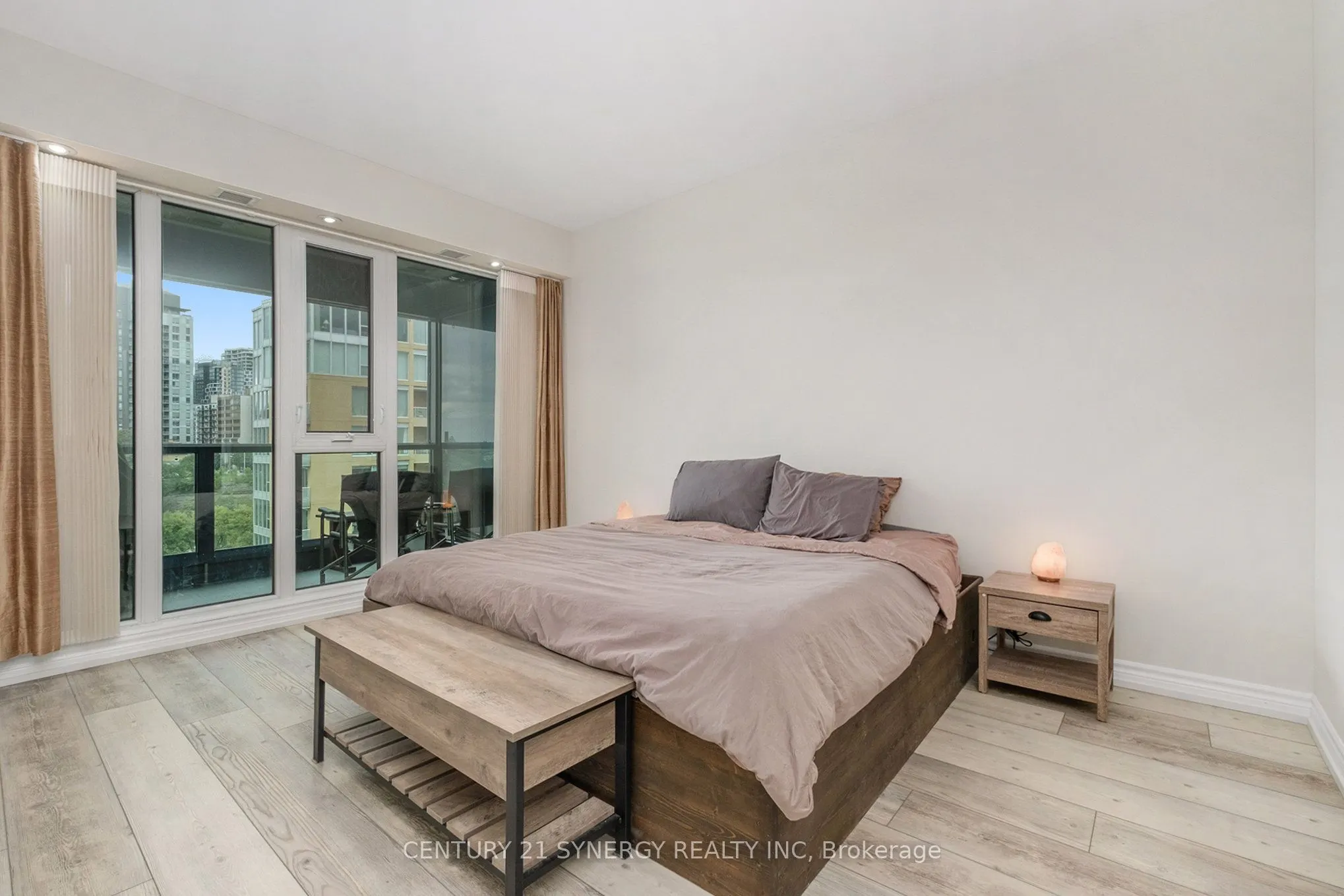200 LETT Street, #1001