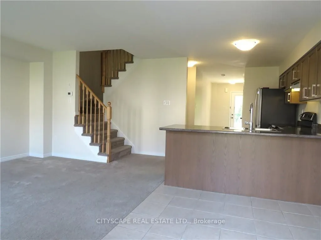 7771 White Pine Crescent