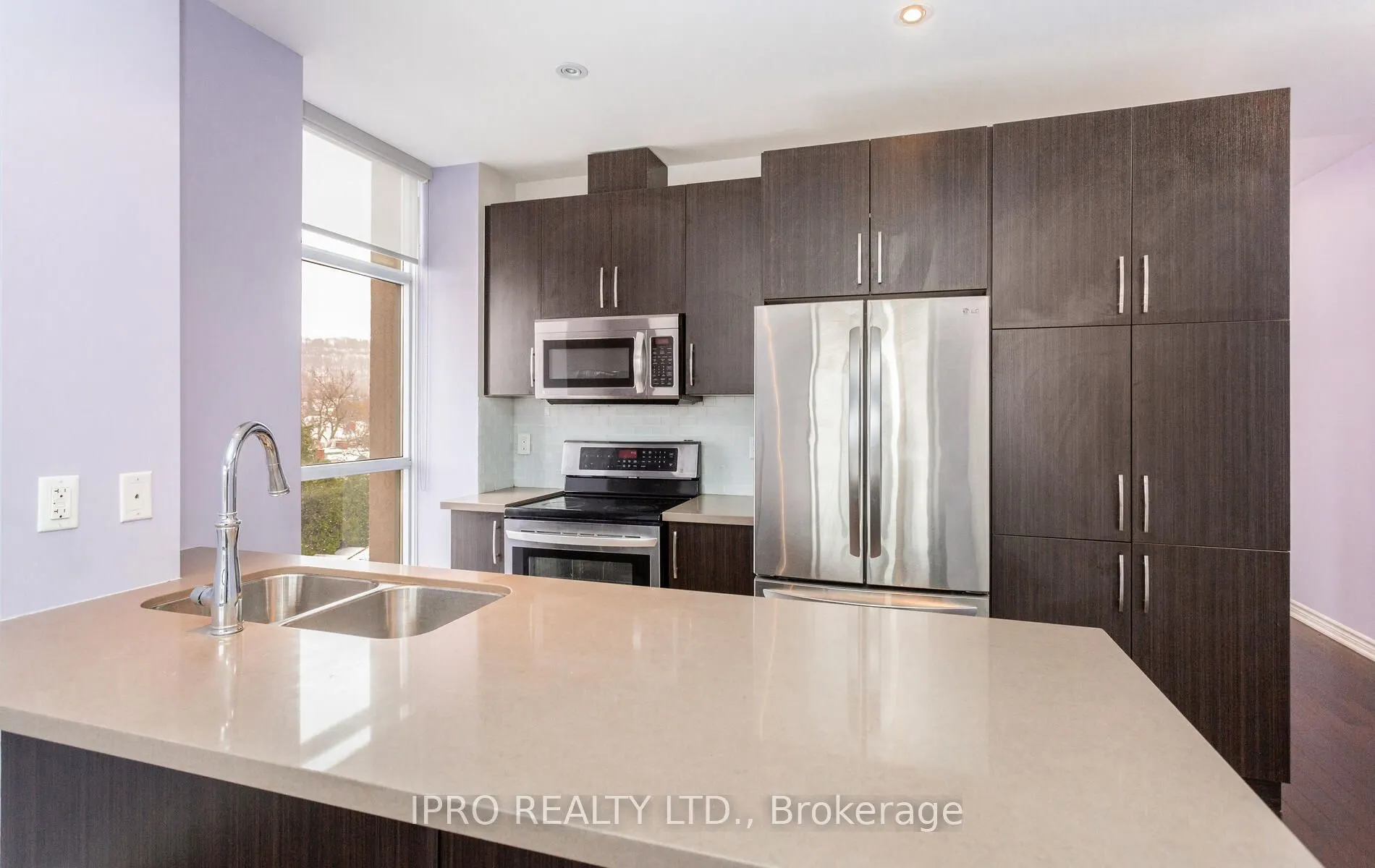 427 Aberdeen Avenue, #PH04