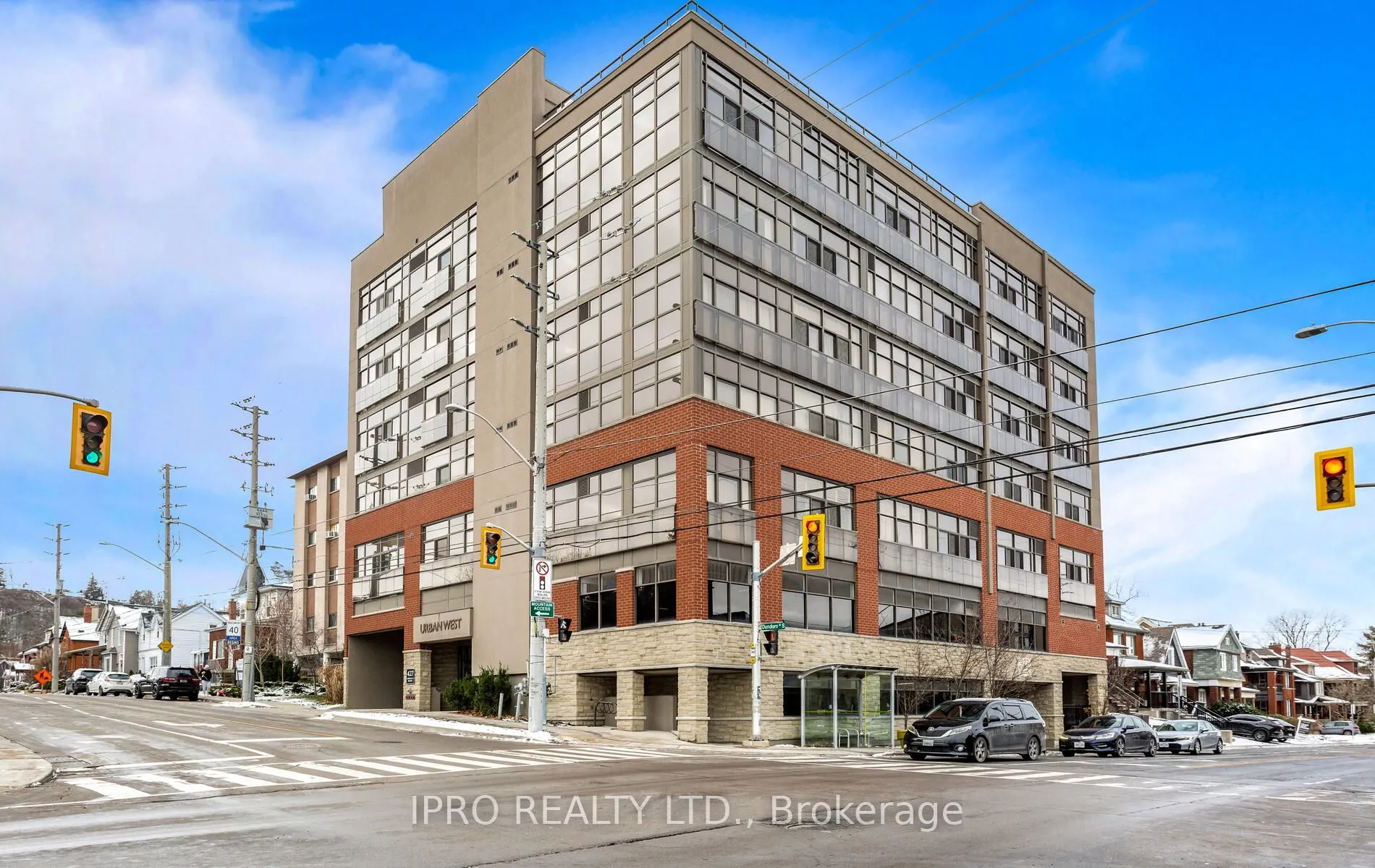 427 Aberdeen Avenue, #PH04
