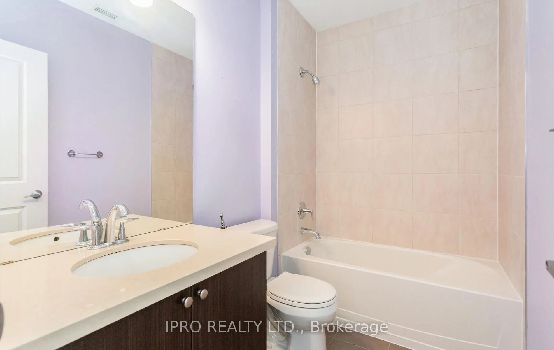 427 Aberdeen Avenue, #PH04
