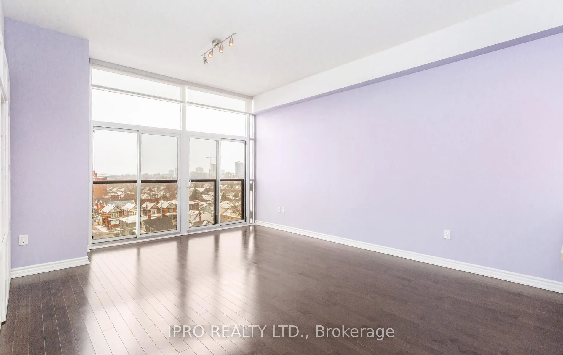 427 Aberdeen Avenue, #PH04