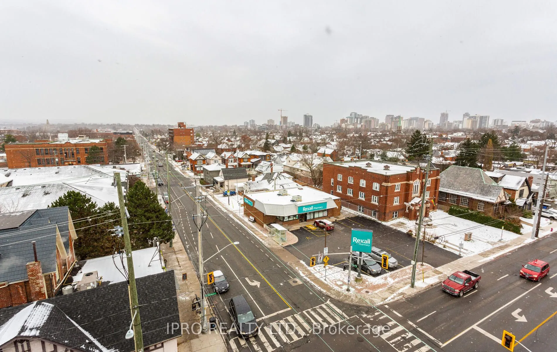427 Aberdeen Avenue, #PH04