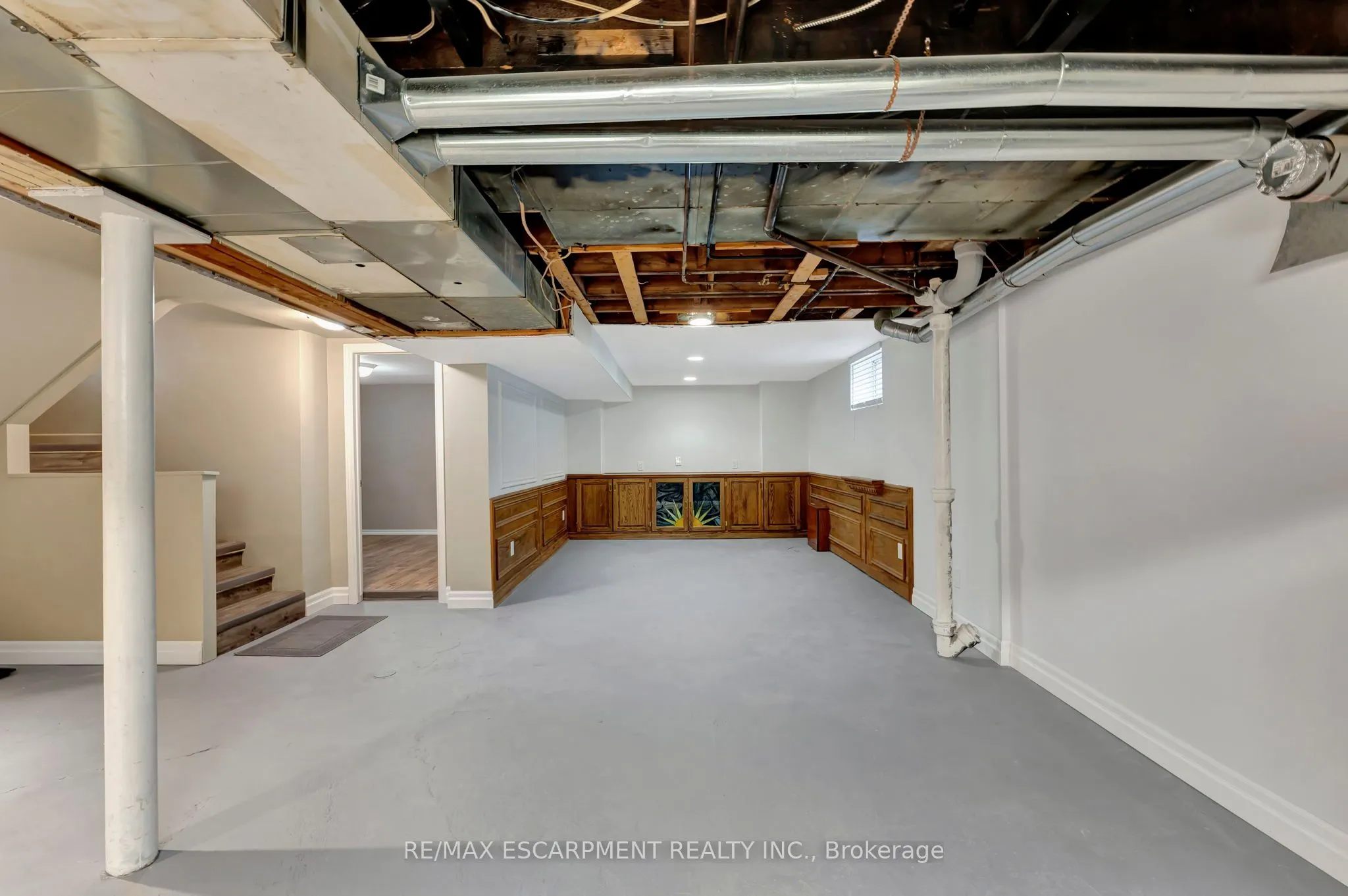 131 East 42nd Street