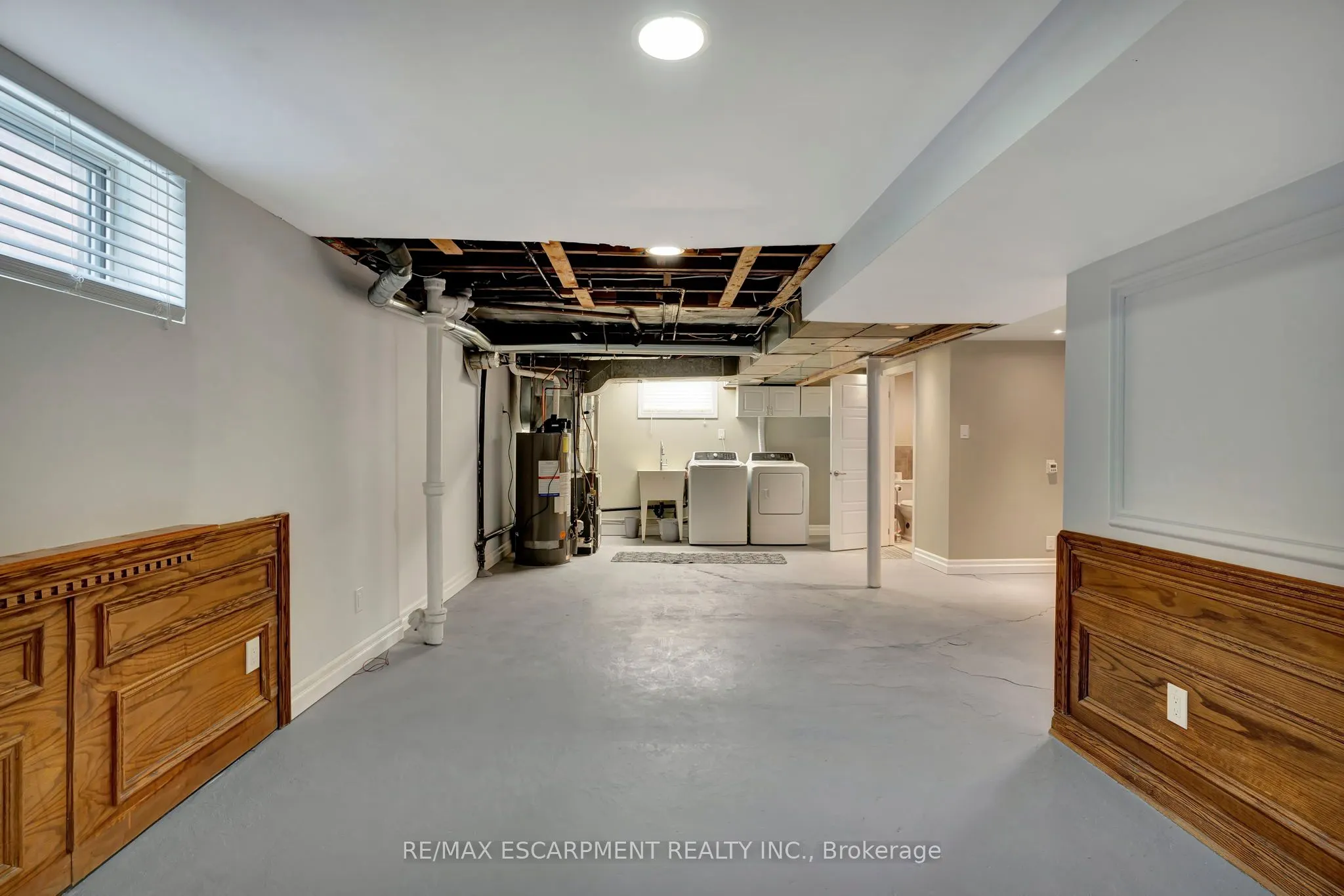 131 East 42nd Street