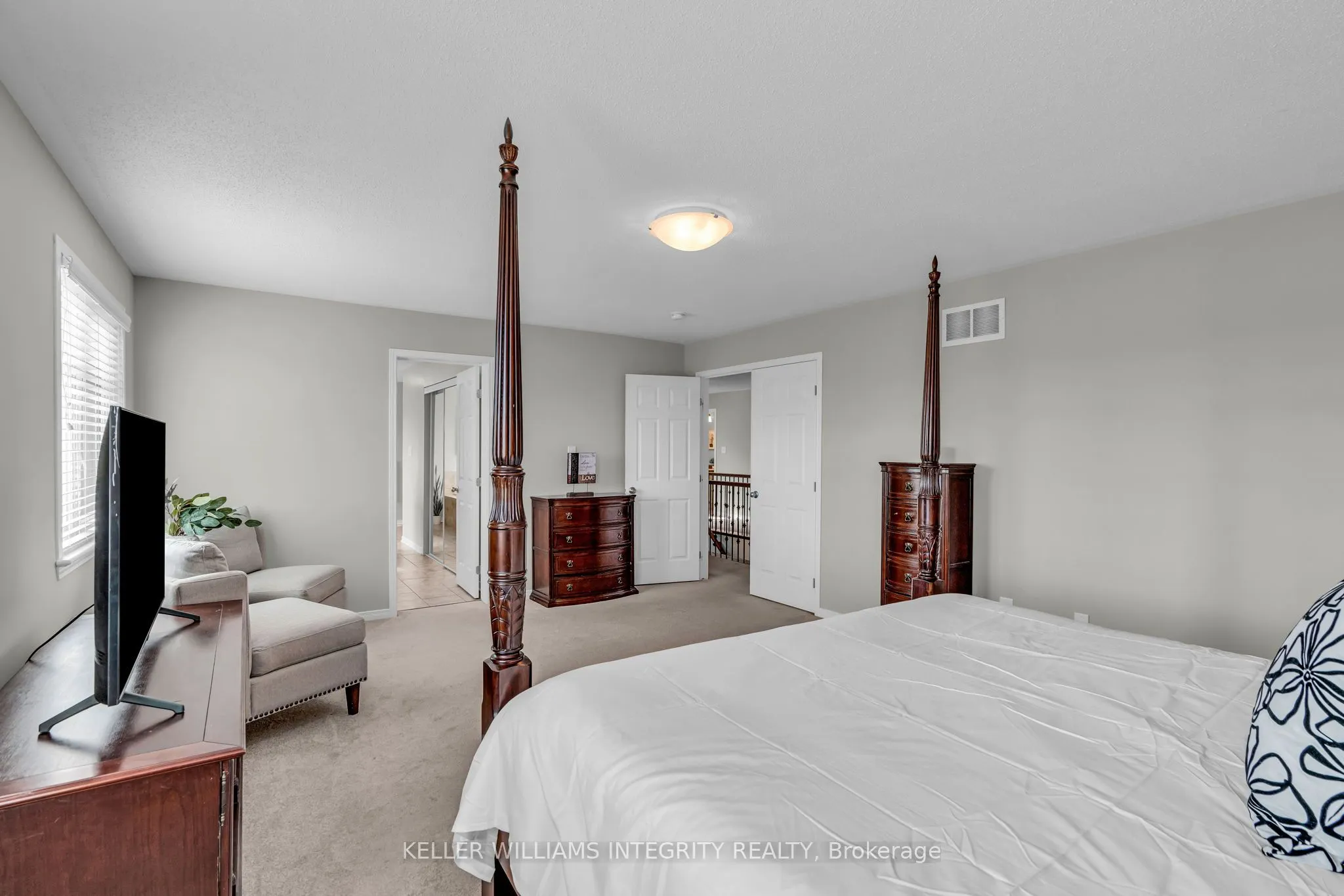 367 Andalusian Crescent