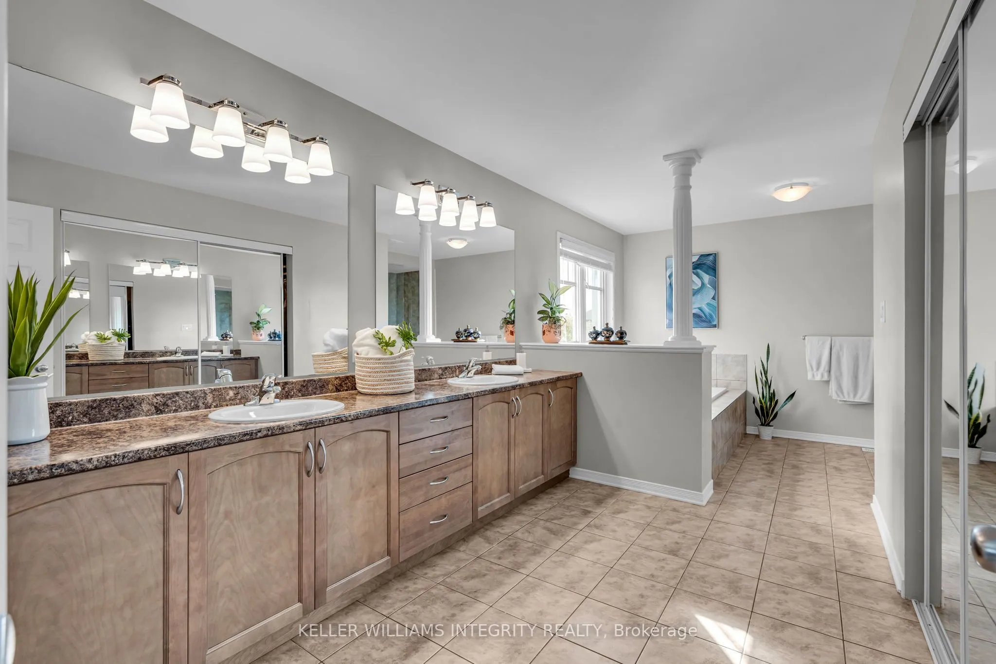 367 Andalusian Crescent