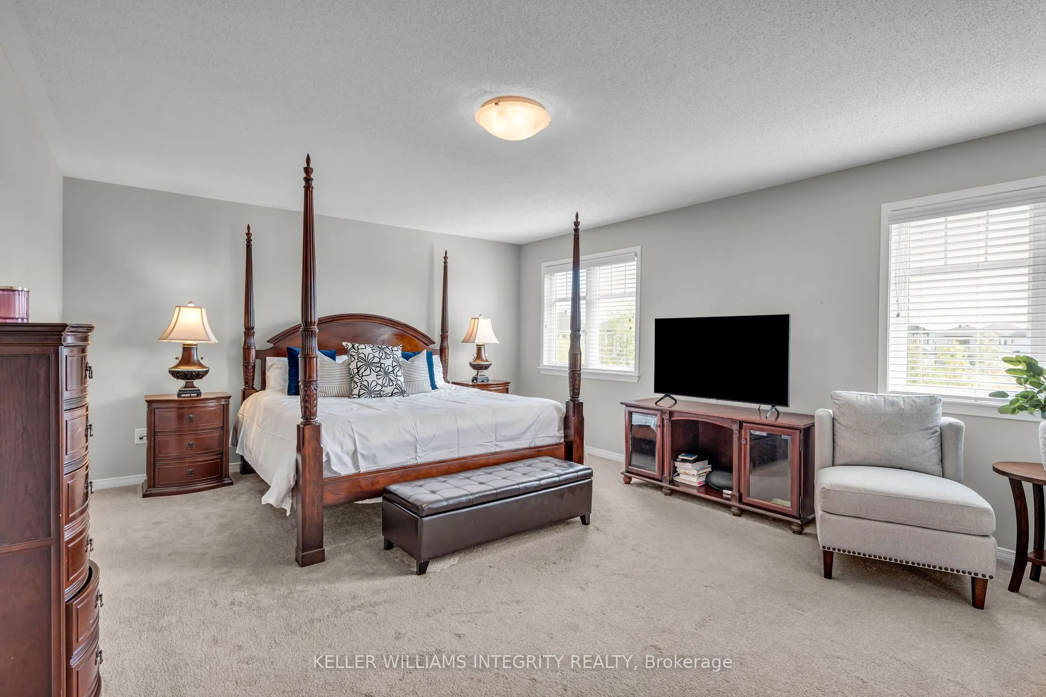 367 Andalusian Crescent