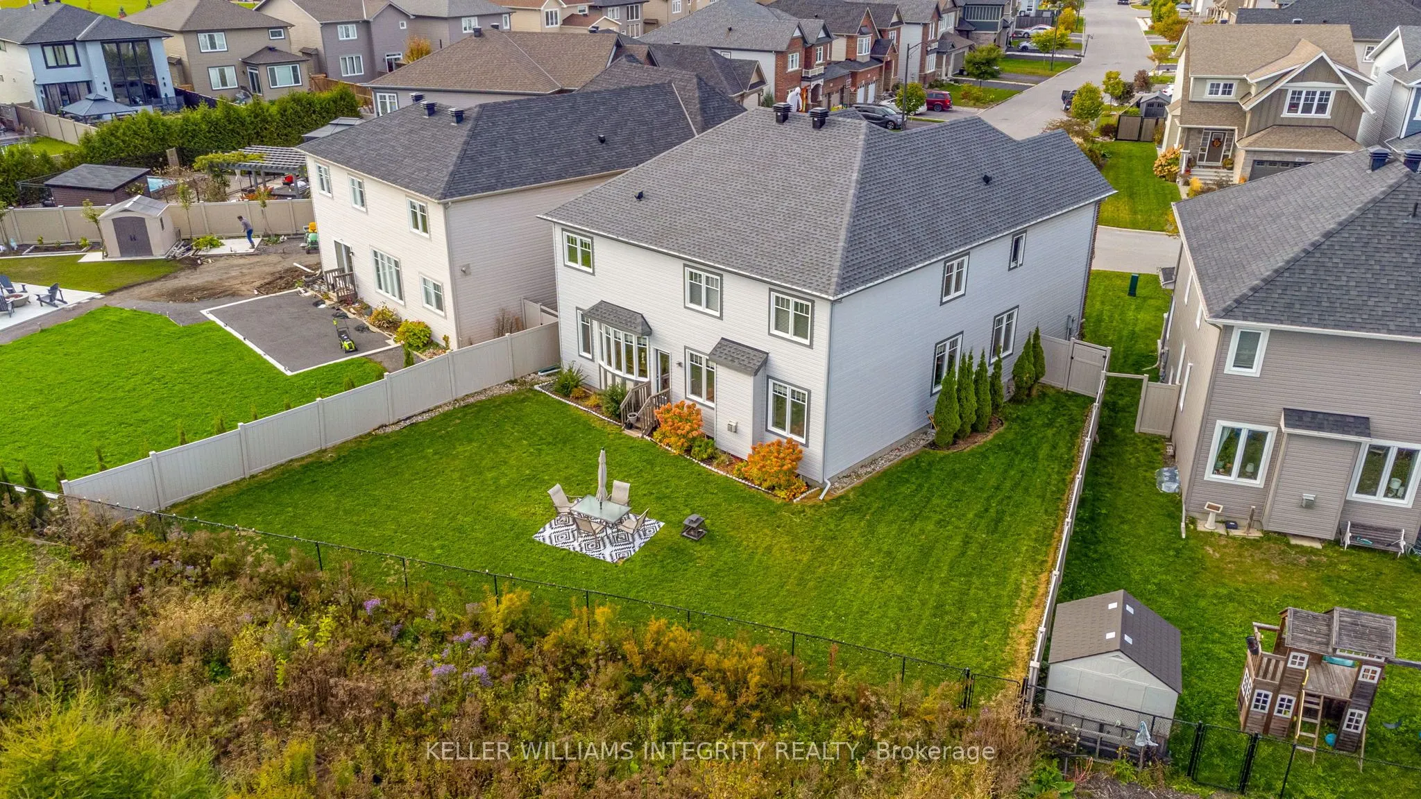 367 Andalusian Crescent