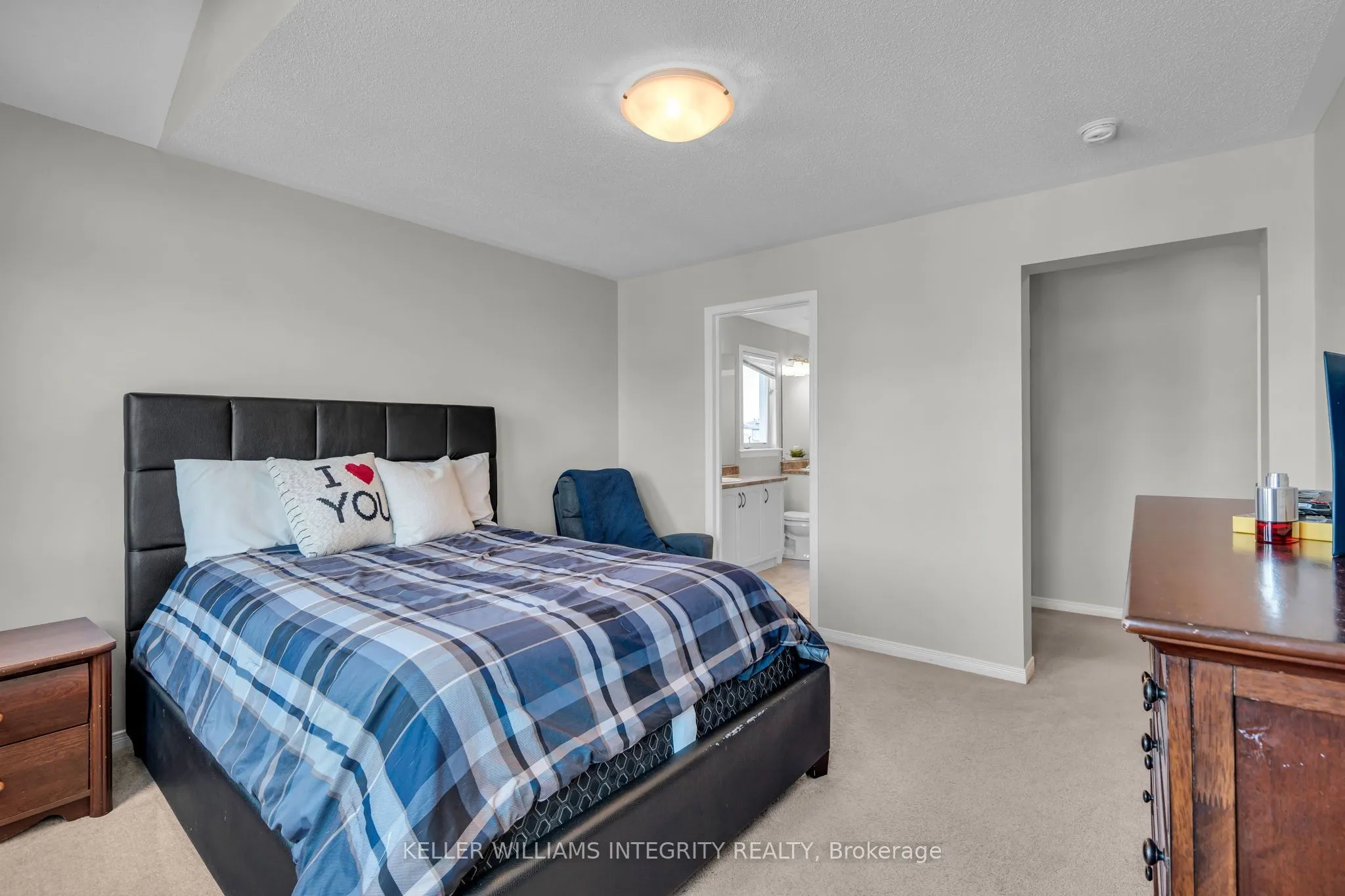 367 Andalusian Crescent