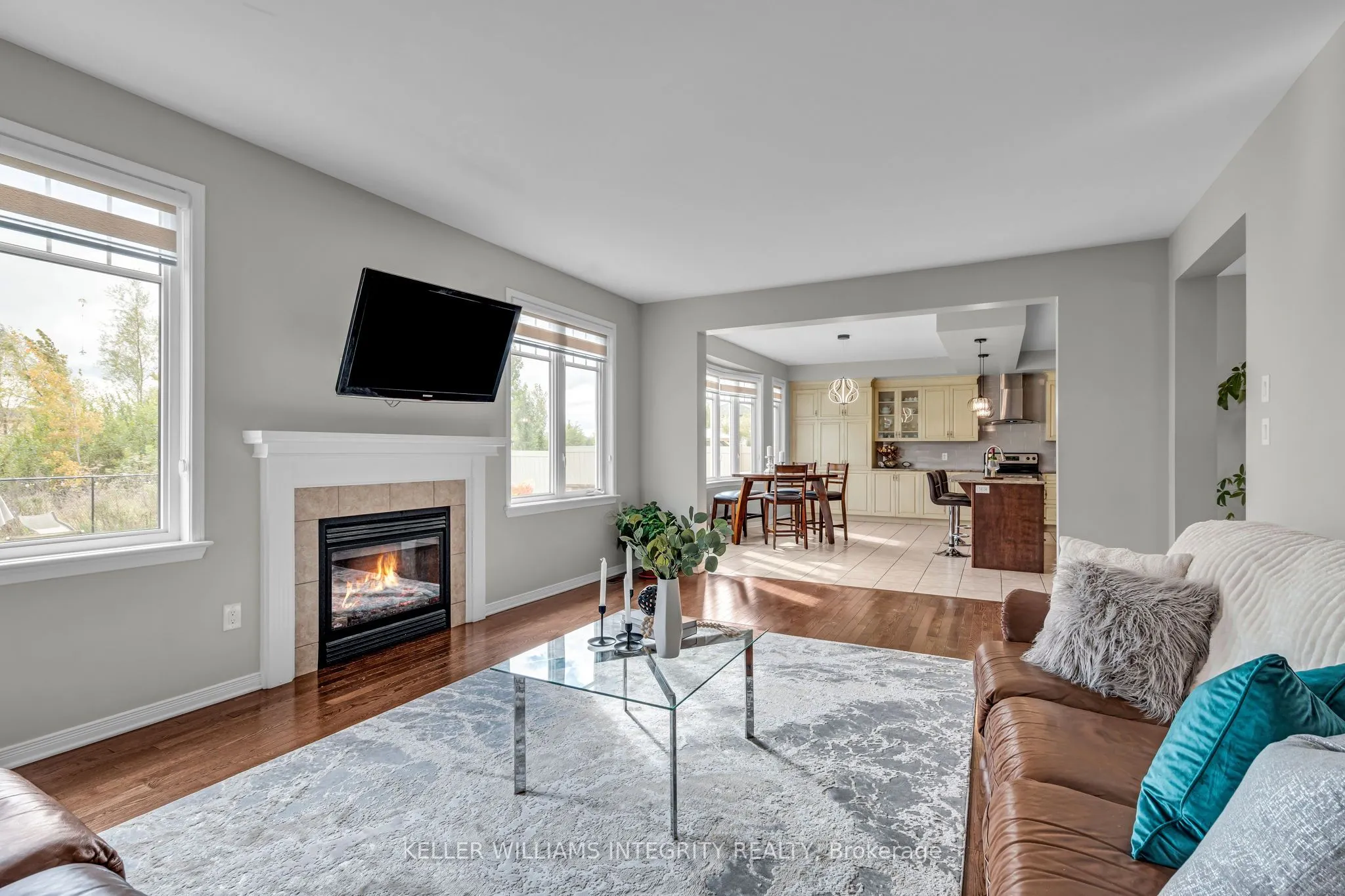 367 Andalusian Crescent