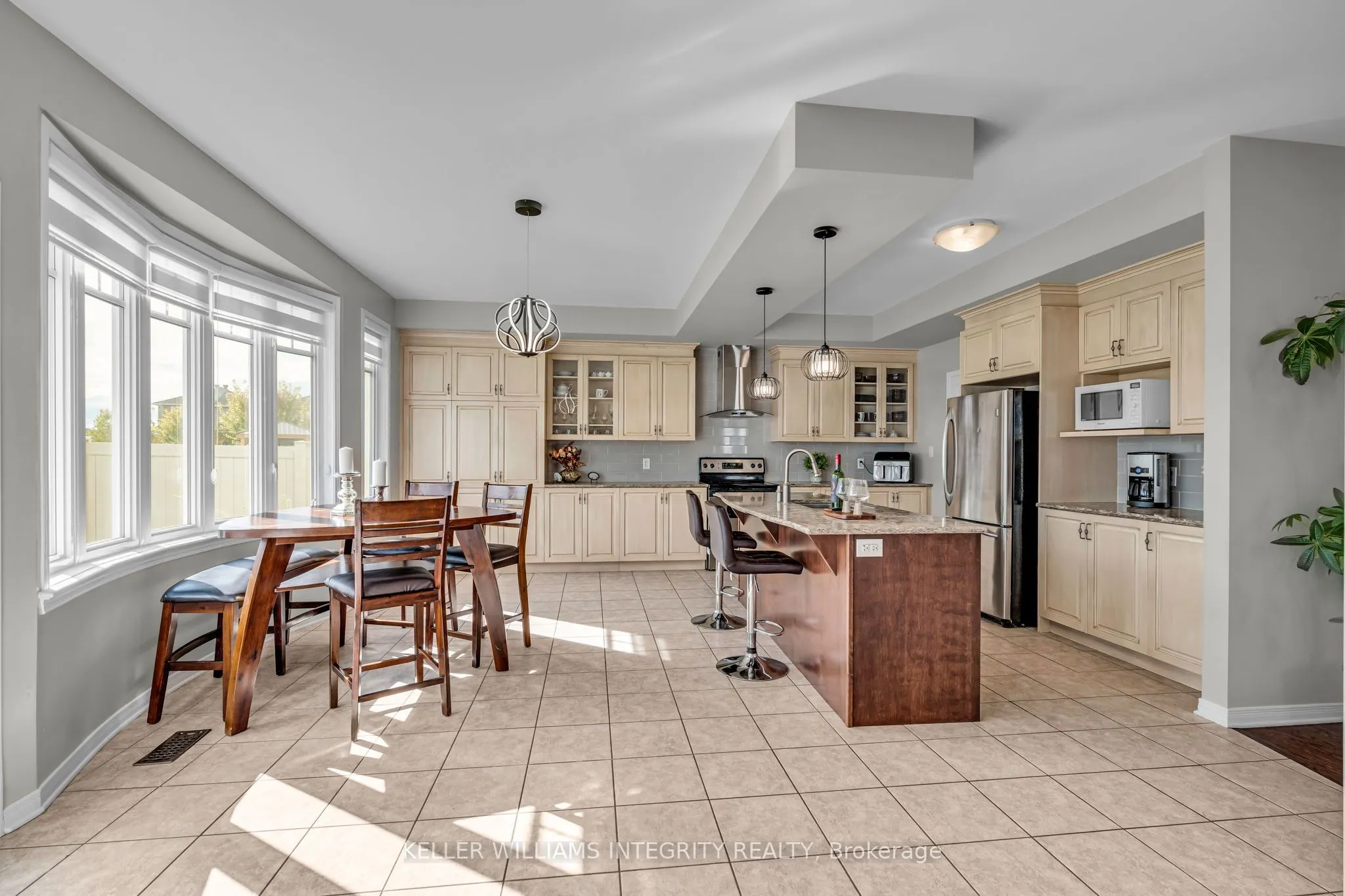 367 Andalusian Crescent
