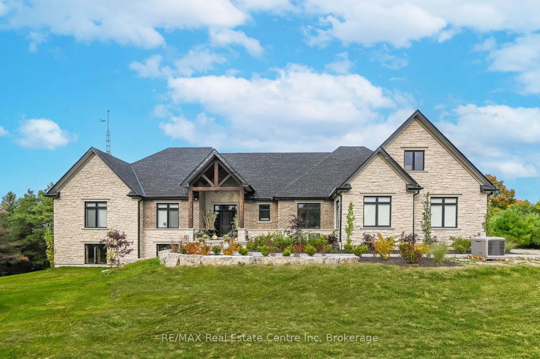 693 ARKELL Road