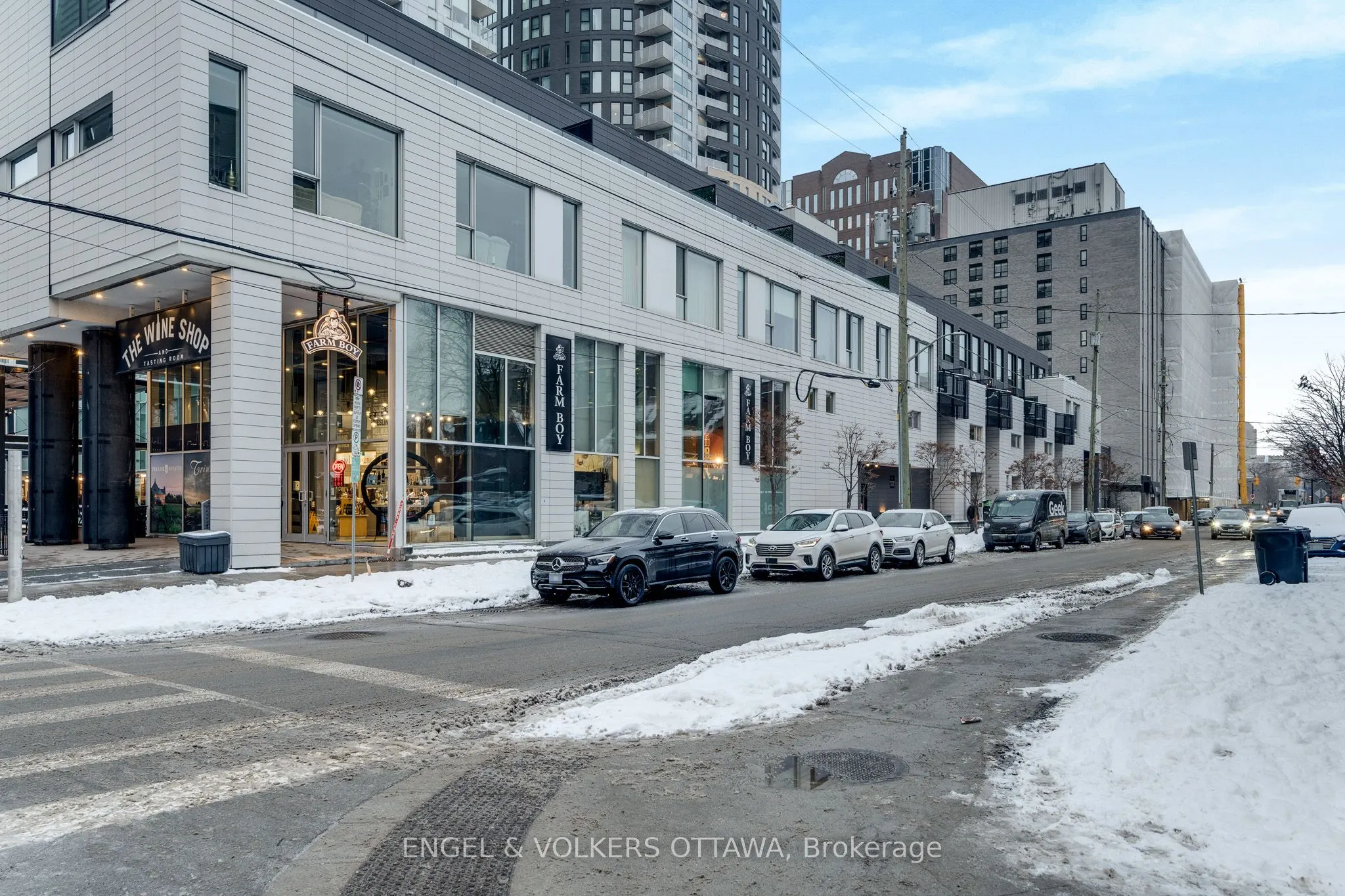 197 Lisgar Street #218