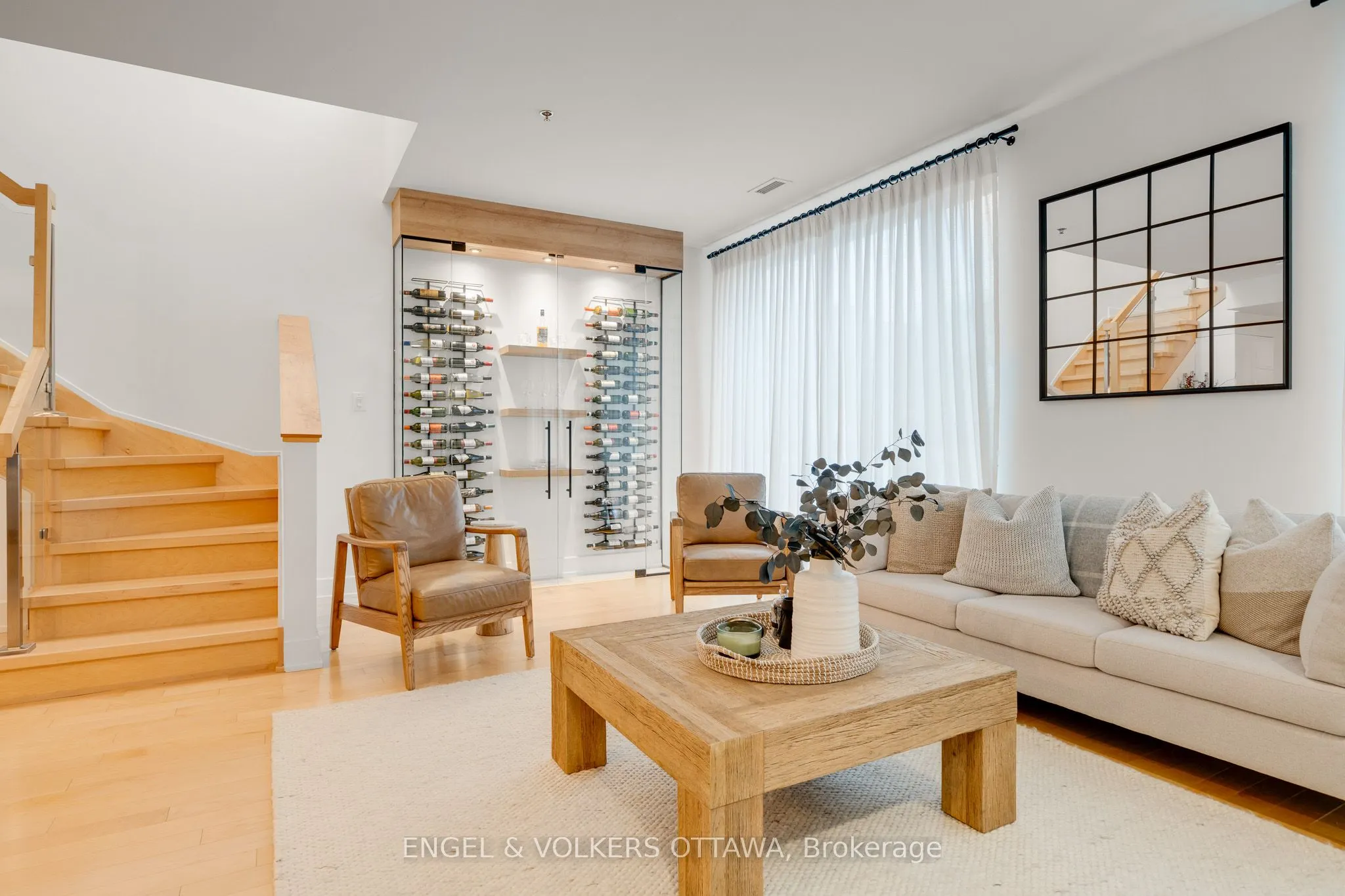 197 Lisgar Street #218