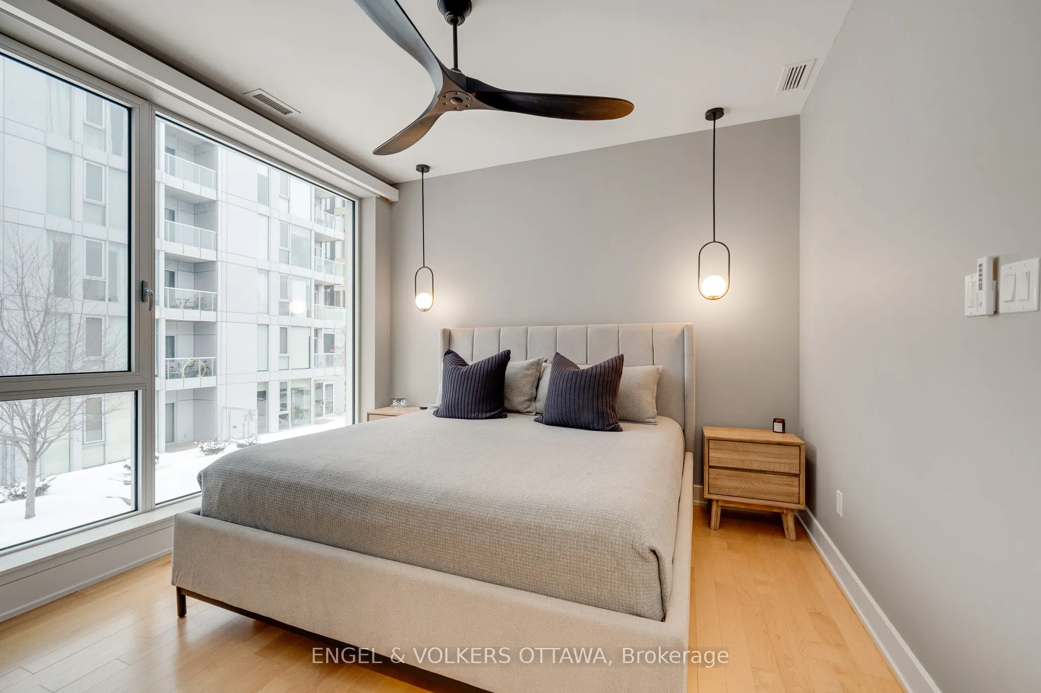 197 Lisgar Street #218