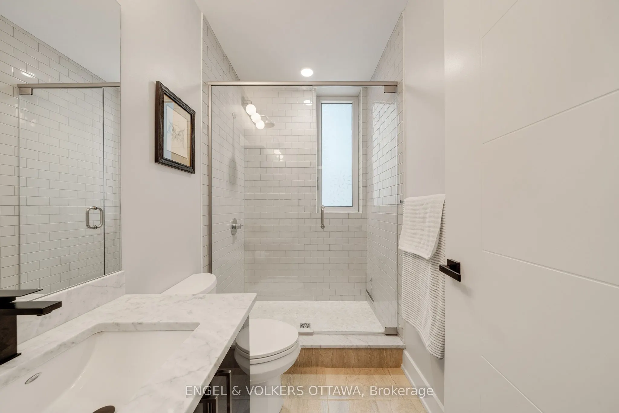 197 Lisgar Street #218