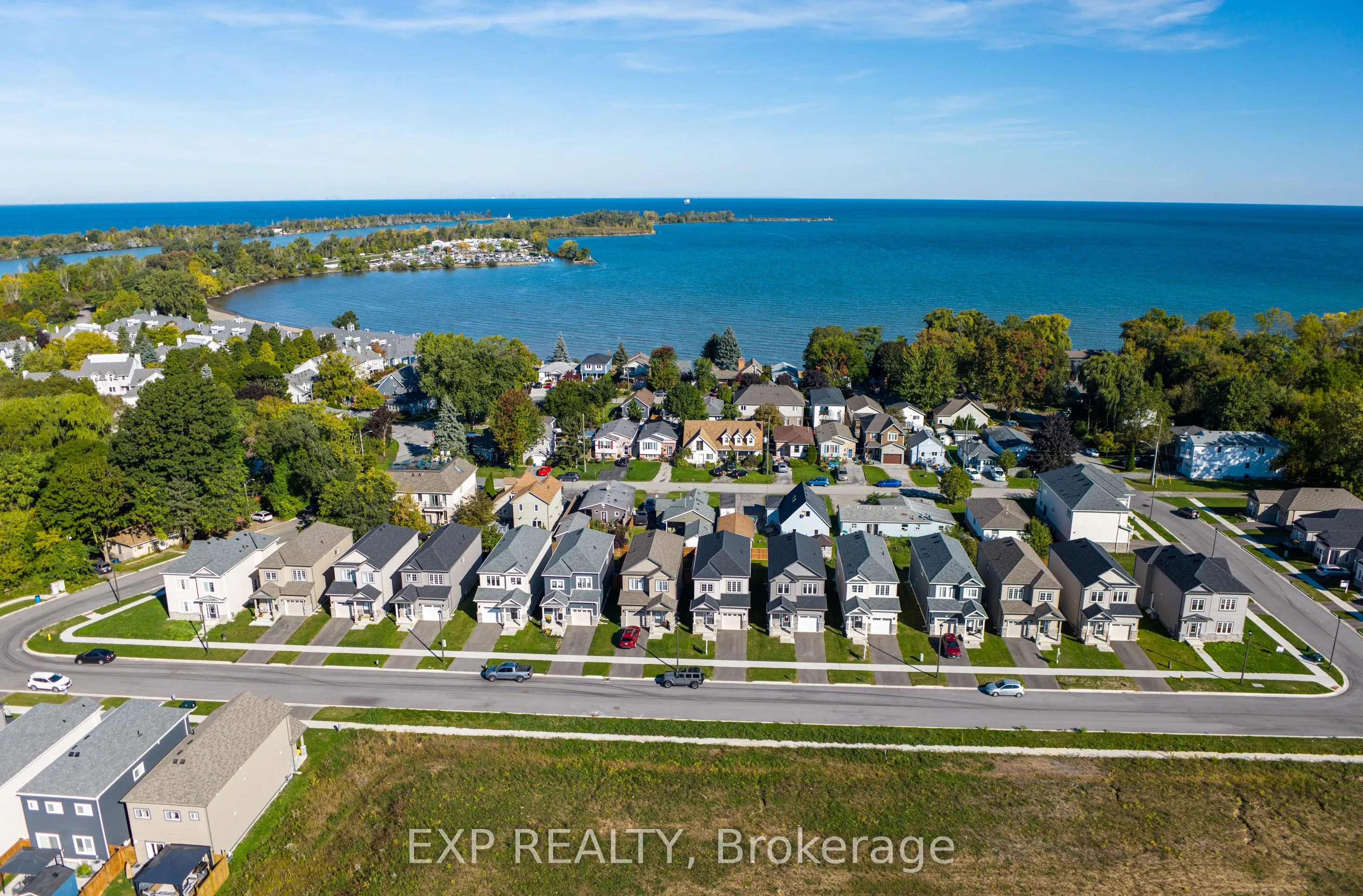 6 Bromley Drive