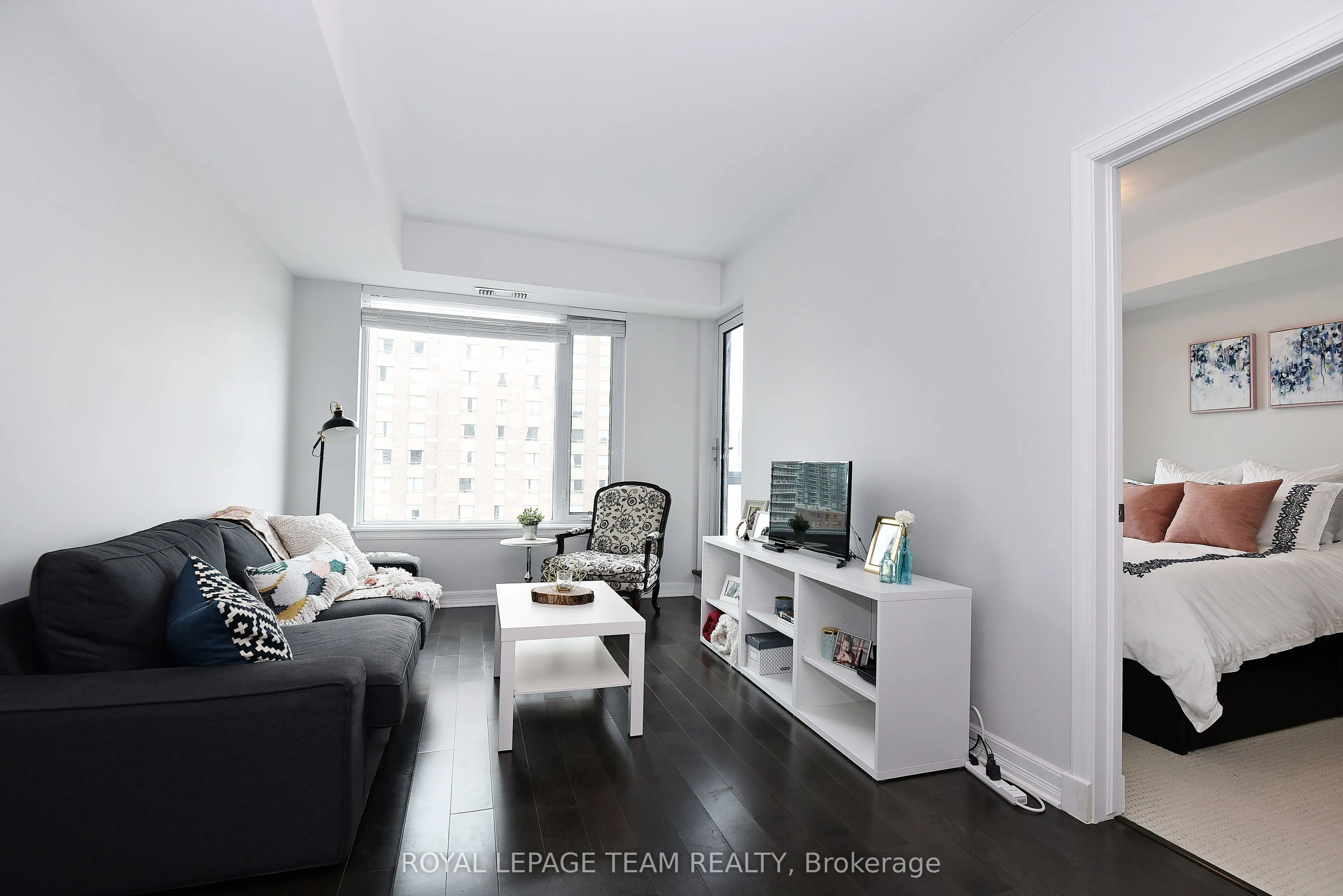 238 Besserer Street, #711