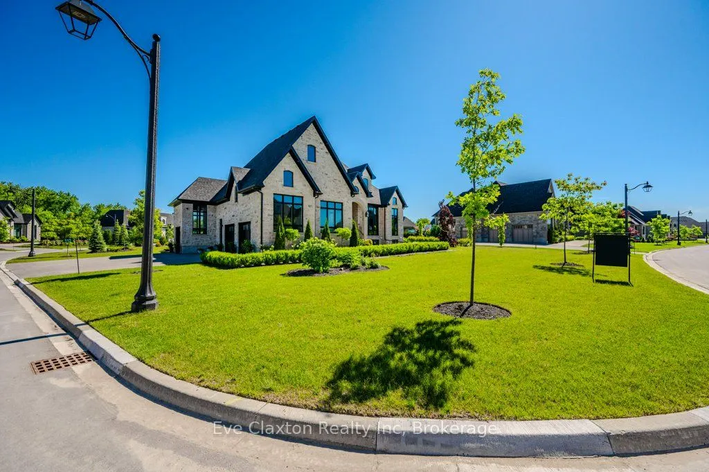 112 Heritage Lake Drive