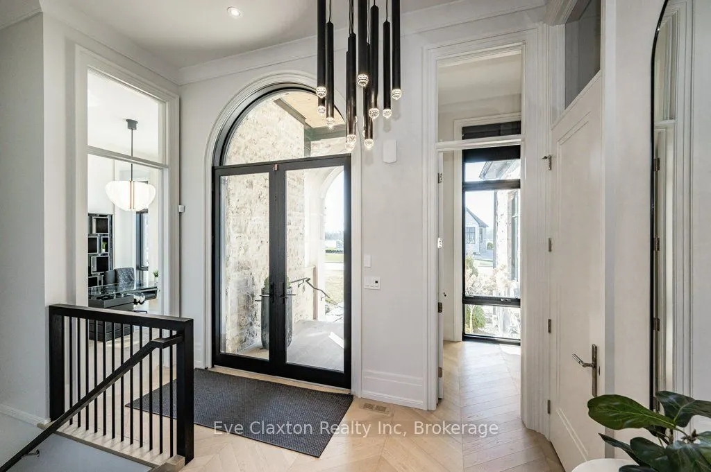 112 Heritage Lake Drive