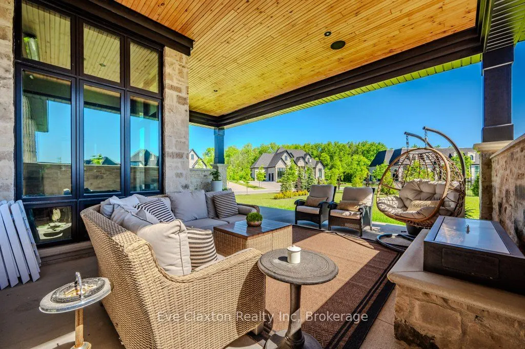 112 Heritage Lake Drive