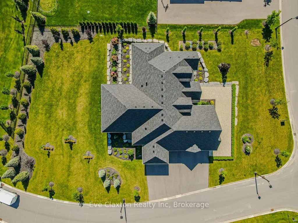 112 Heritage Lake Drive