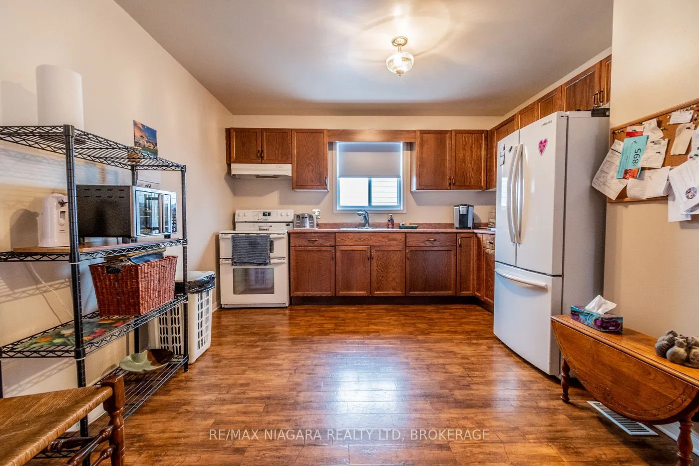 14 JENNIFER Crescent