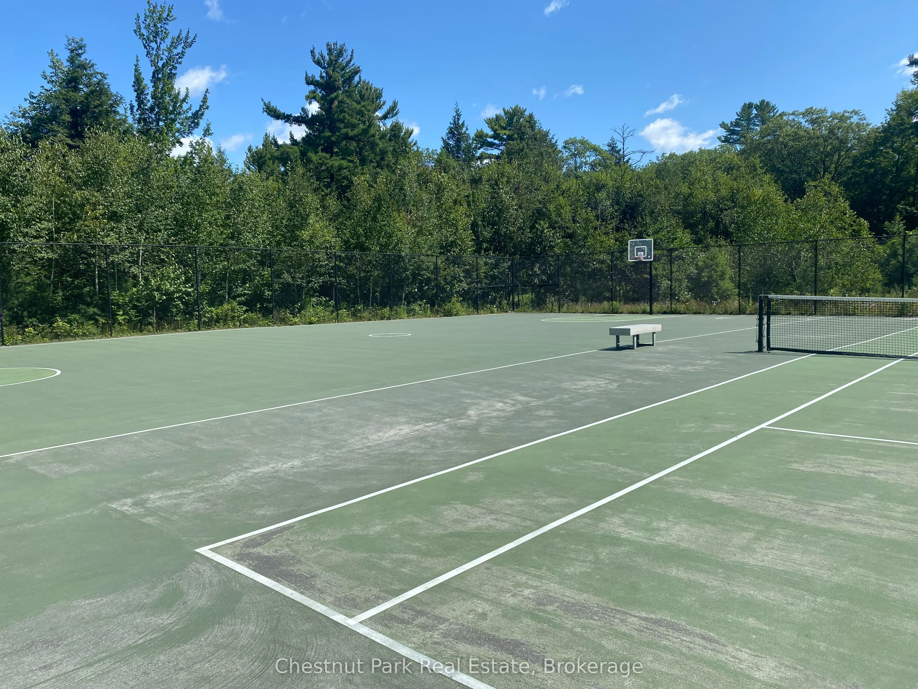 101 GLEN ABBEY Way #3