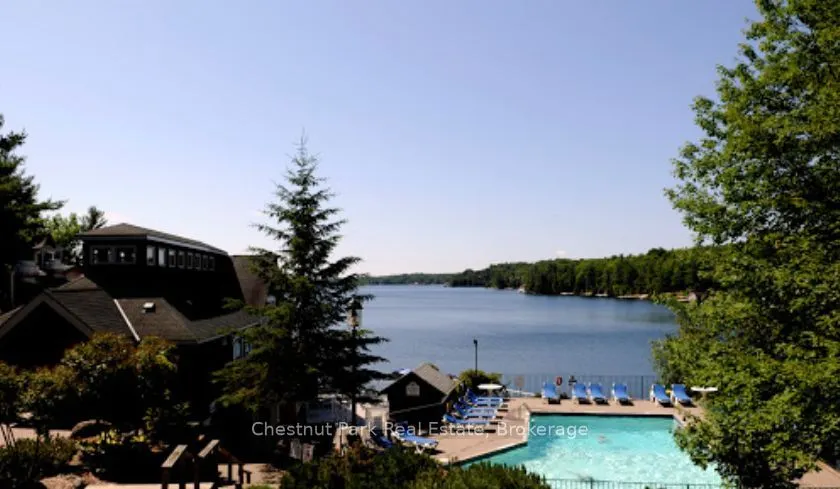 101 GLEN ABBEY Way #3