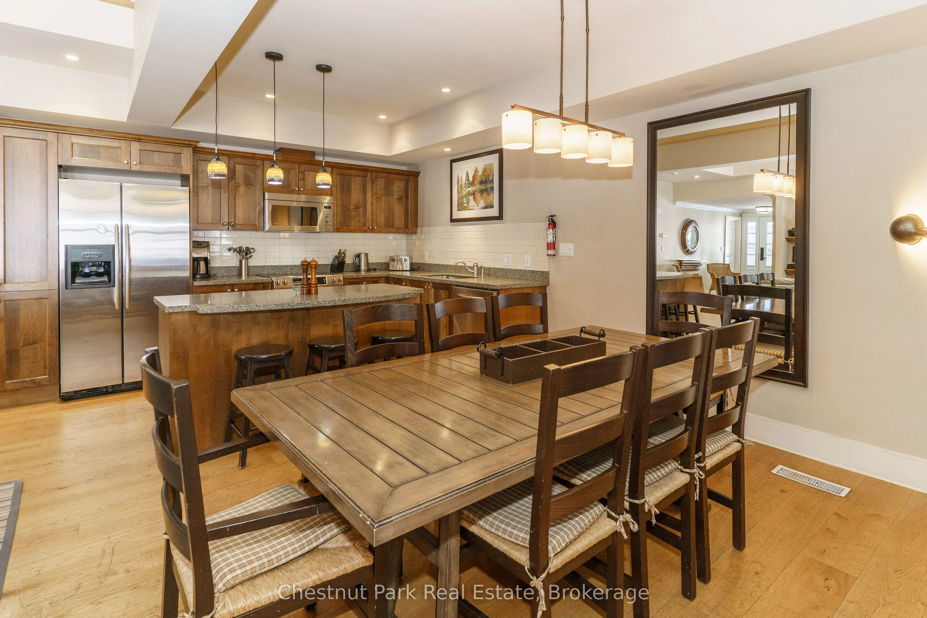101 GLEN ABBEY Way #3