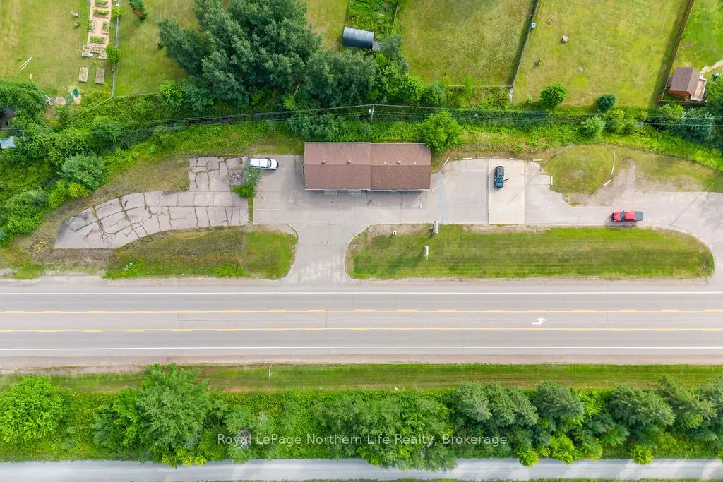 2427 Petawawa Boulevard