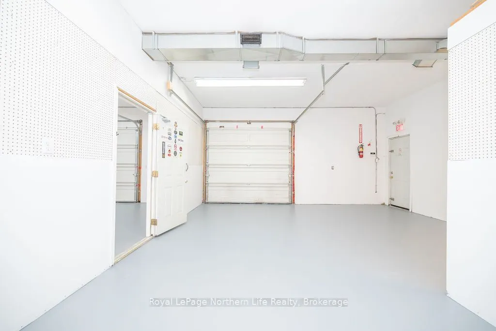 2427 Petawawa Boulevard