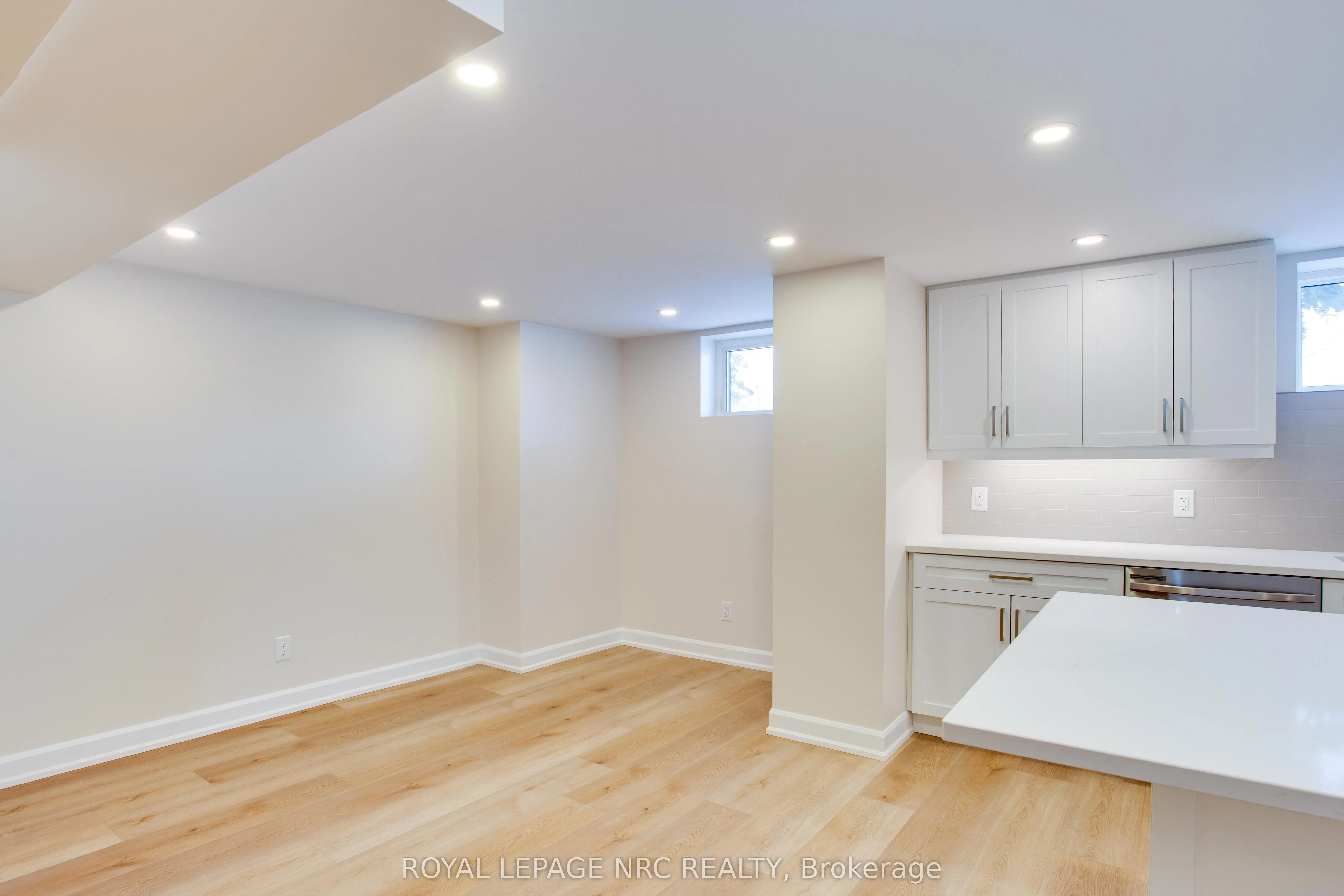 138 Catherine Street #LOWER