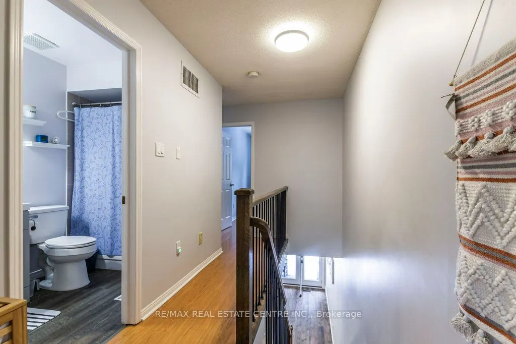 26 Moss Boulevard, #77