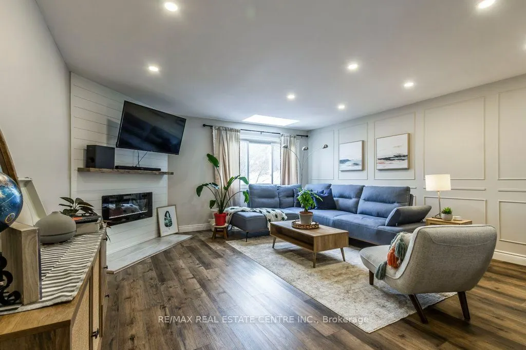 26 Moss Boulevard, #77
