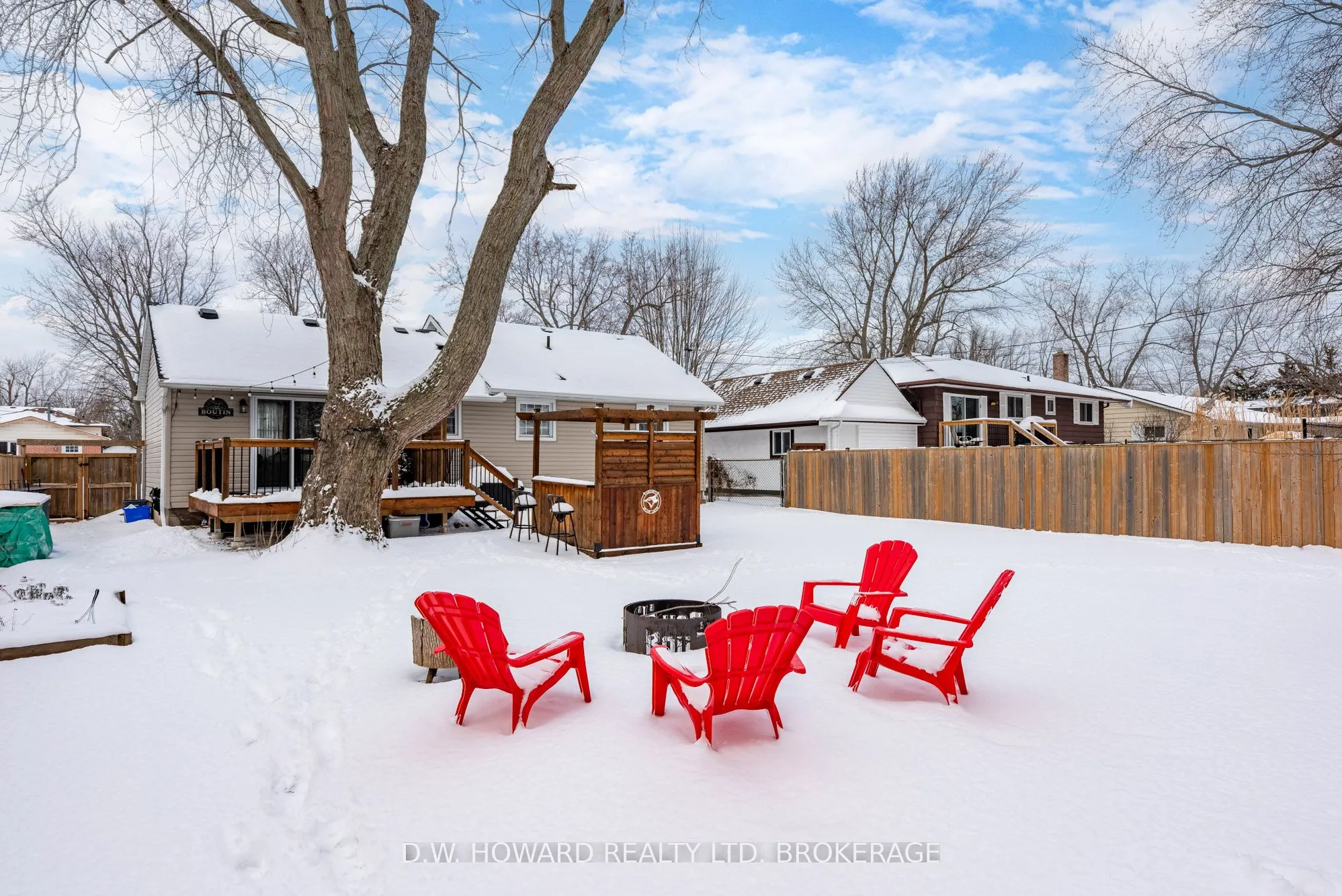 552 Lakeview Road