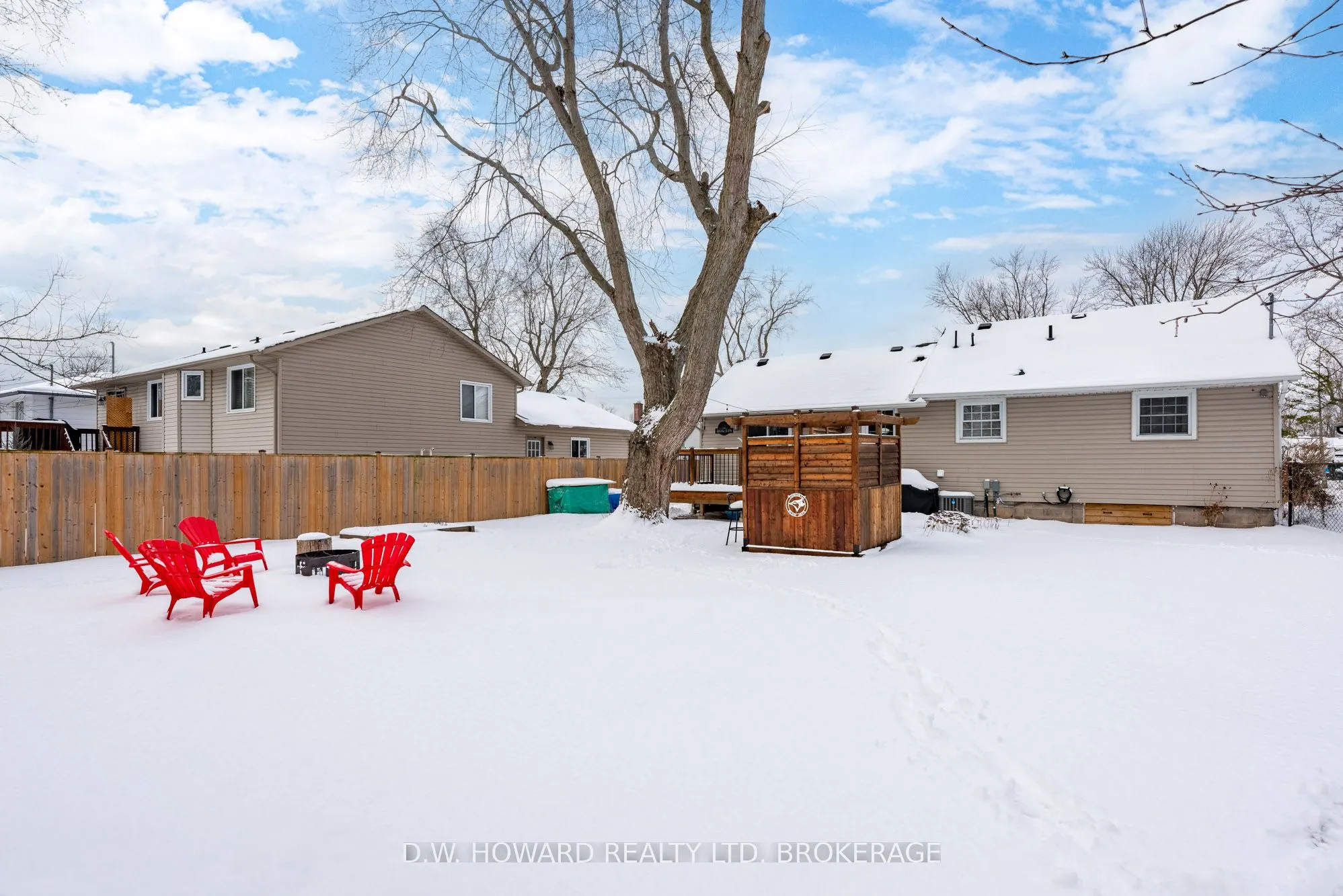 552 Lakeview Road