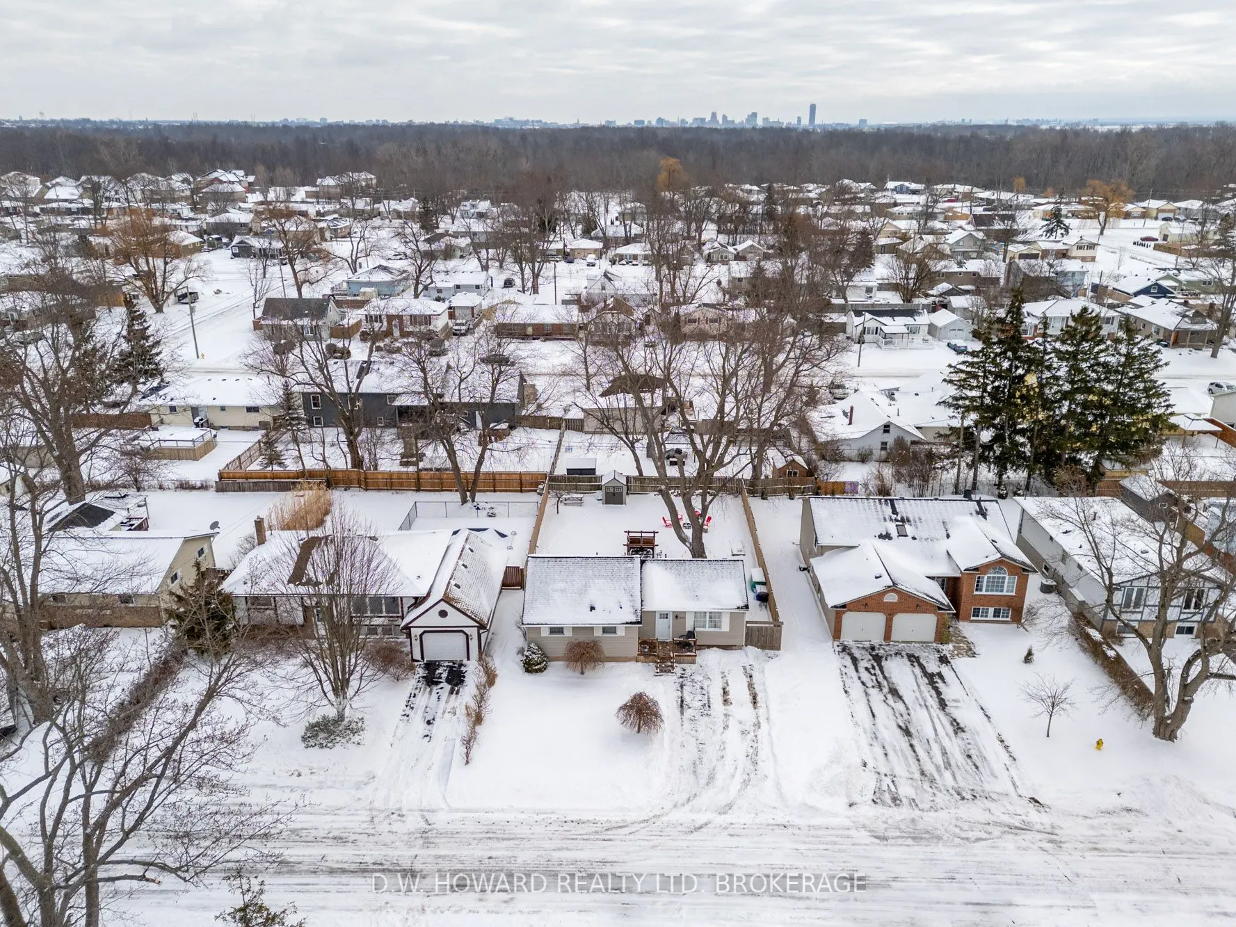 552 Lakeview Road