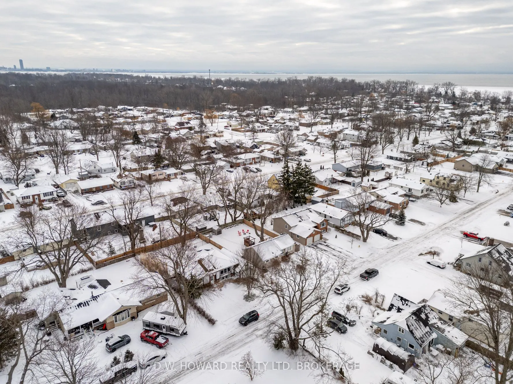 552 Lakeview Road